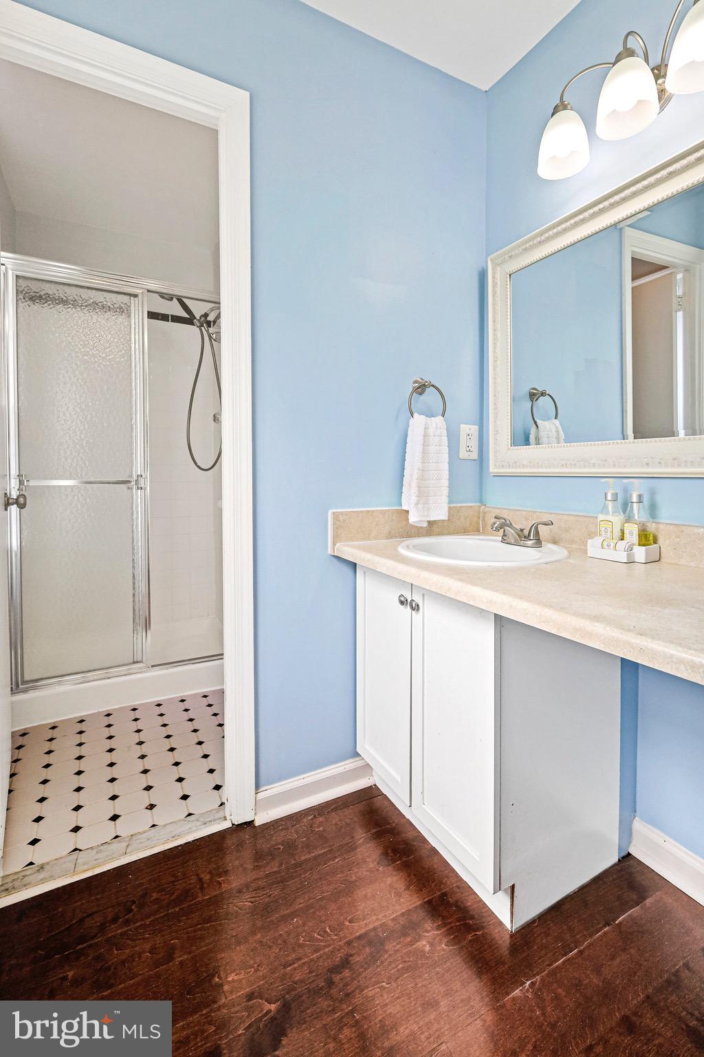 STONEYBROOKE - Residential