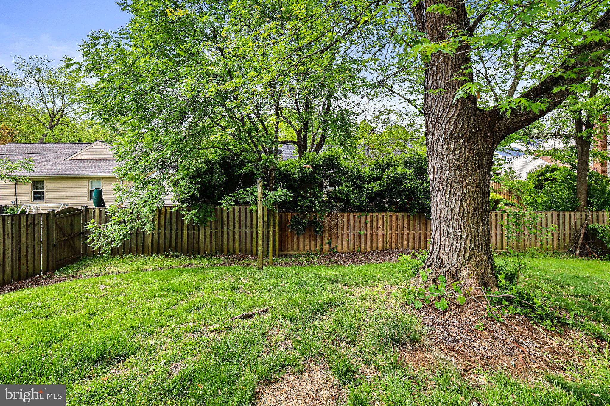 STONEYBROOKE - Residential