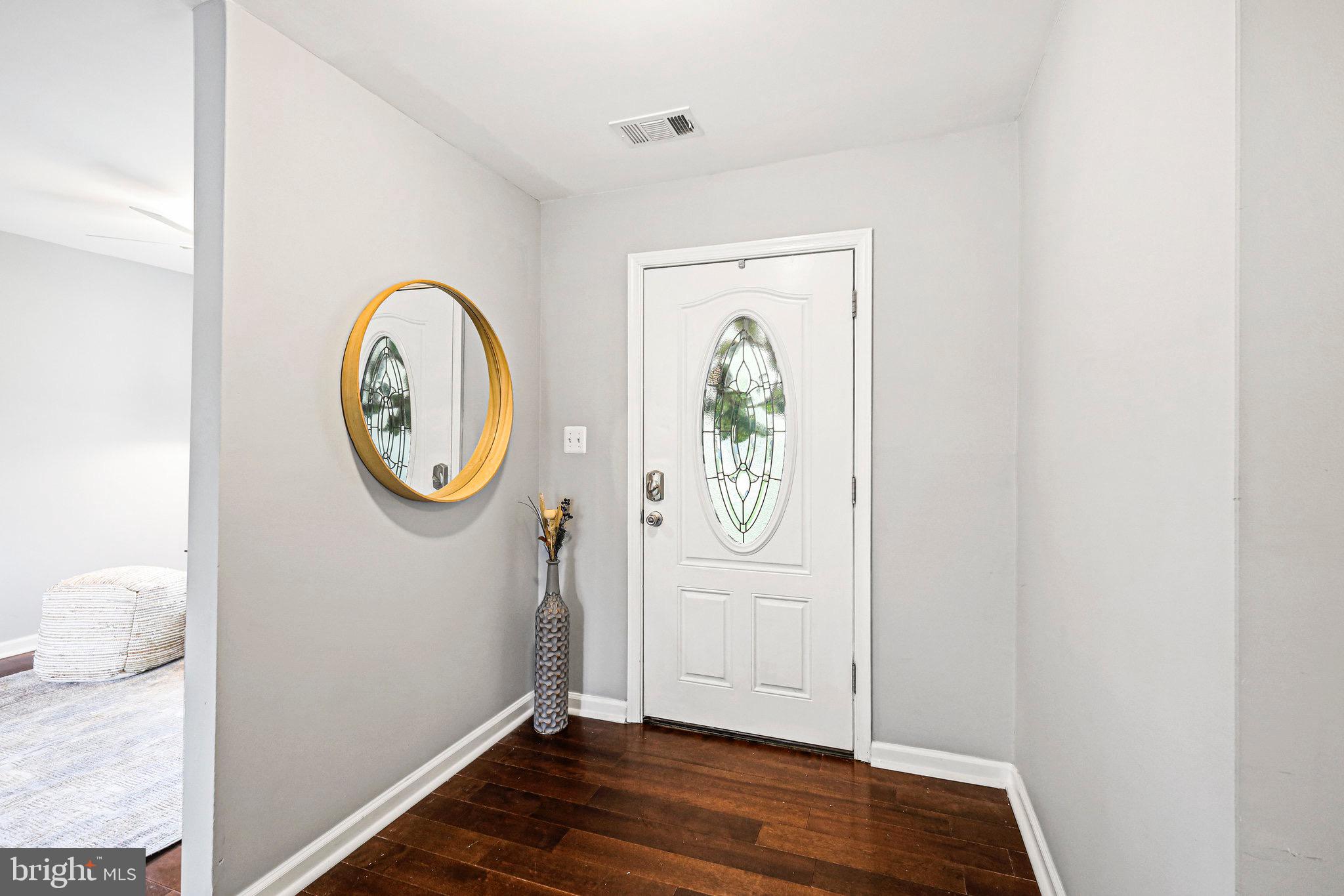 STONEYBROOKE - Residential