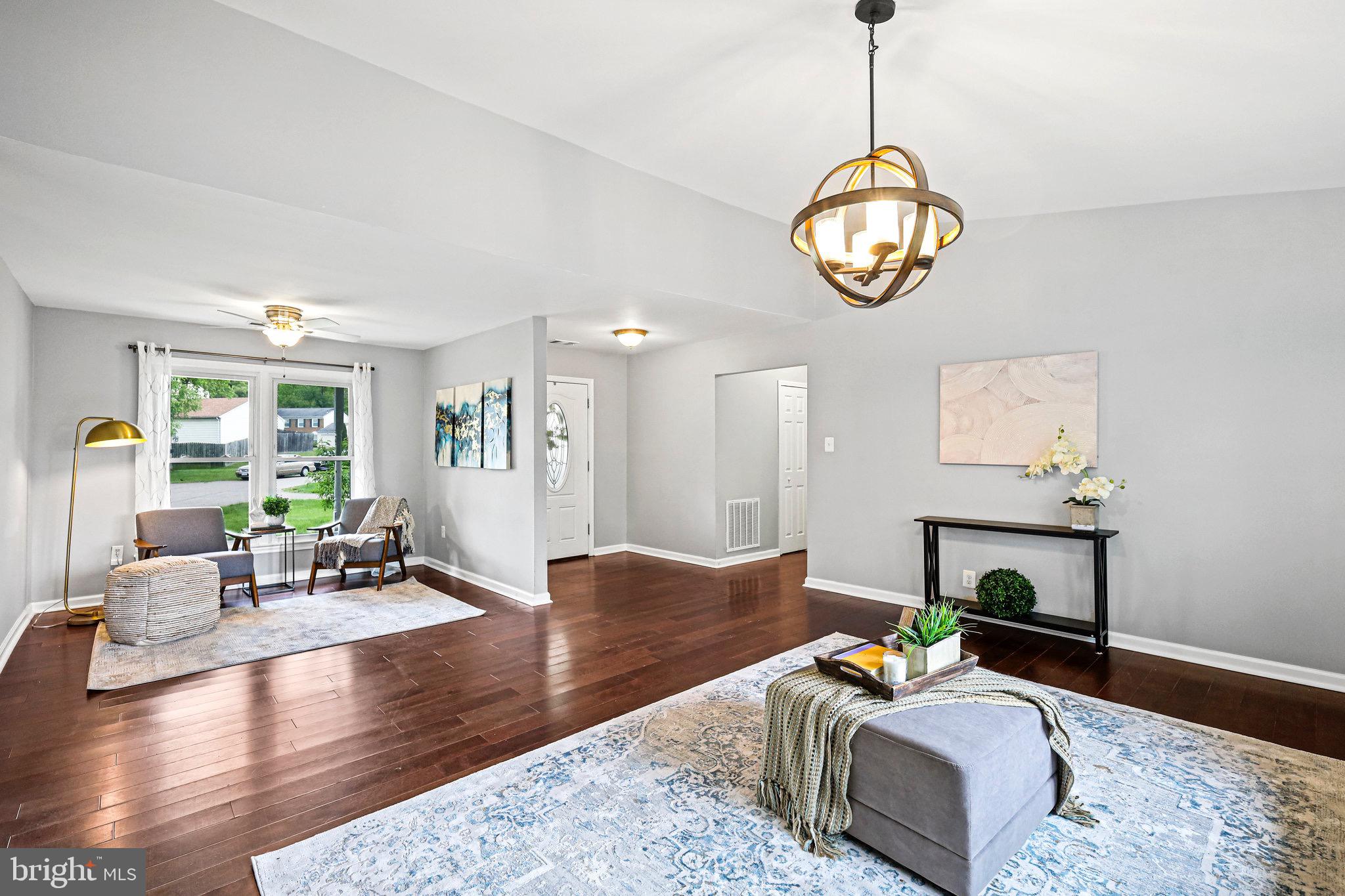 STONEYBROOKE - Residential