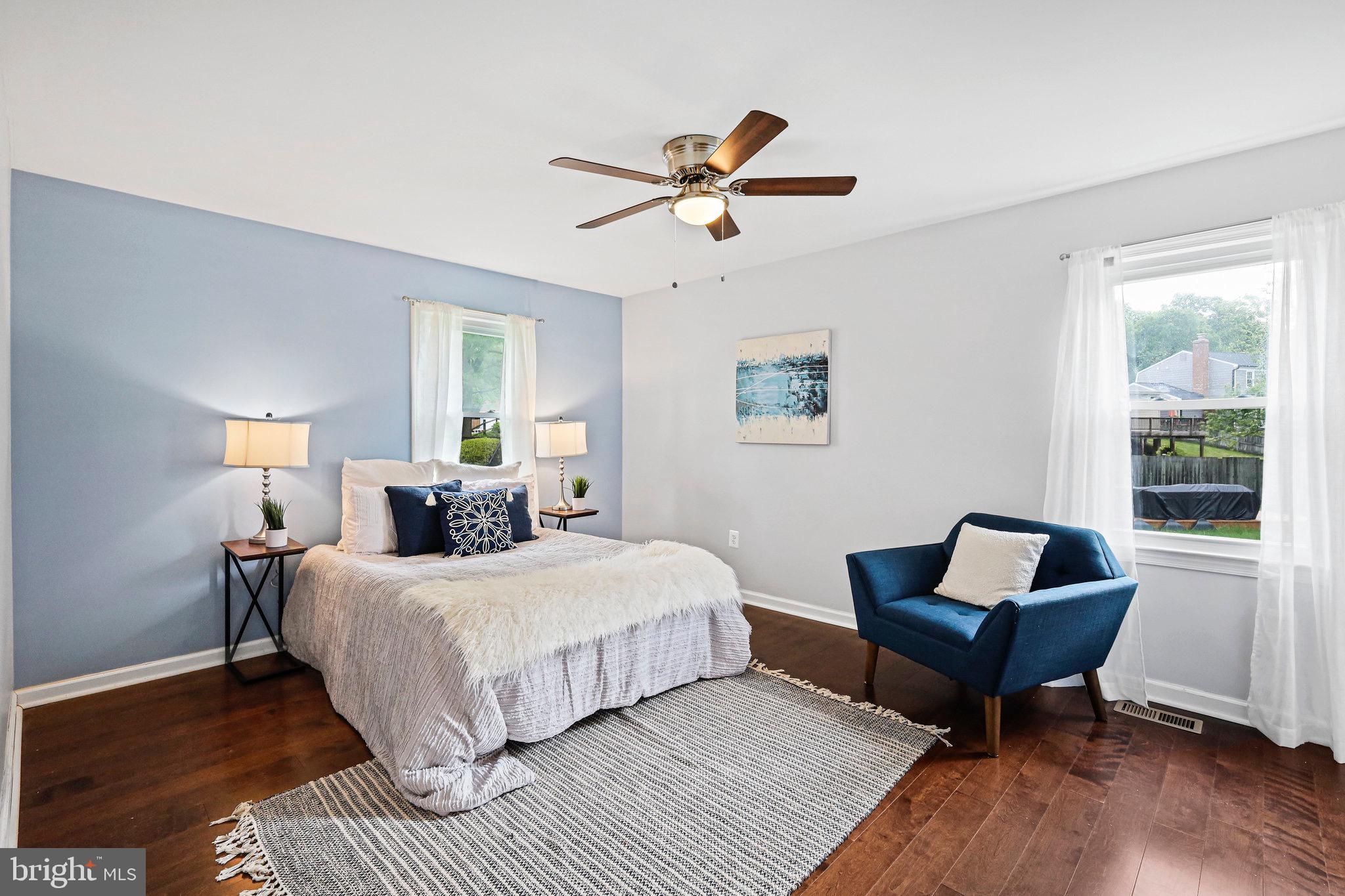 STONEYBROOKE - Residential