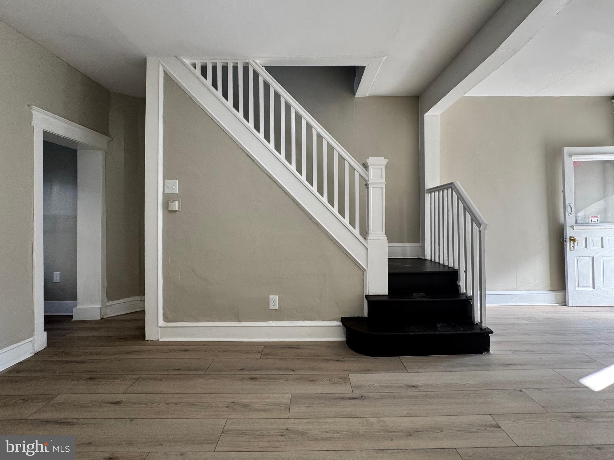 PORT RICHMOND - Residential