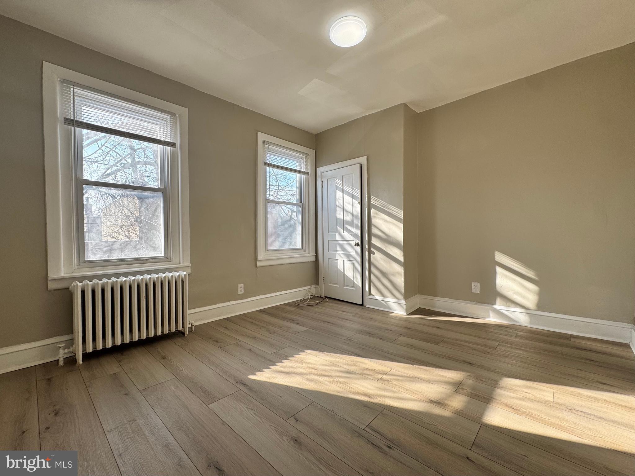 PORT RICHMOND - Residential