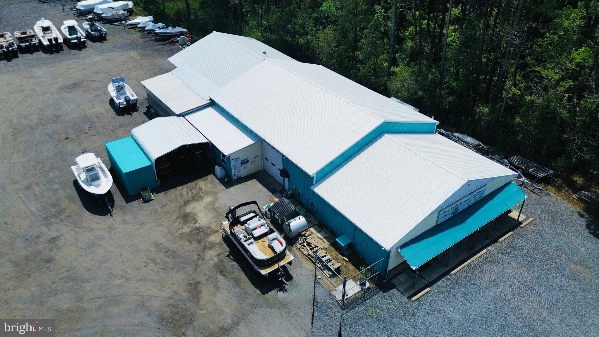 4395 CRISFIELD HIGHWAY