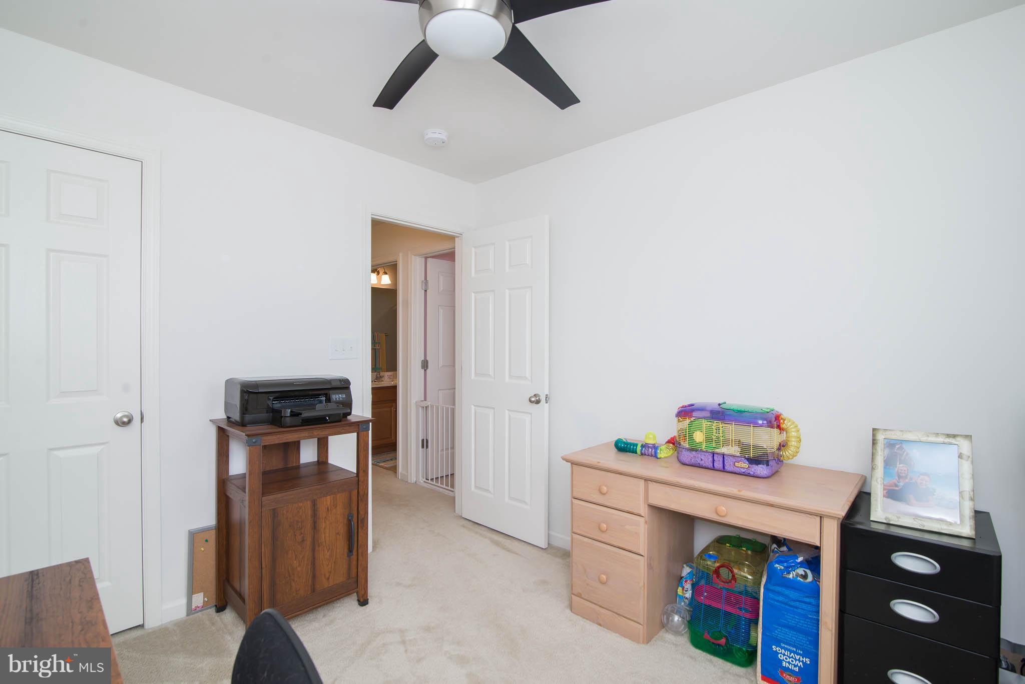 LAKELAND PLACE - Residential