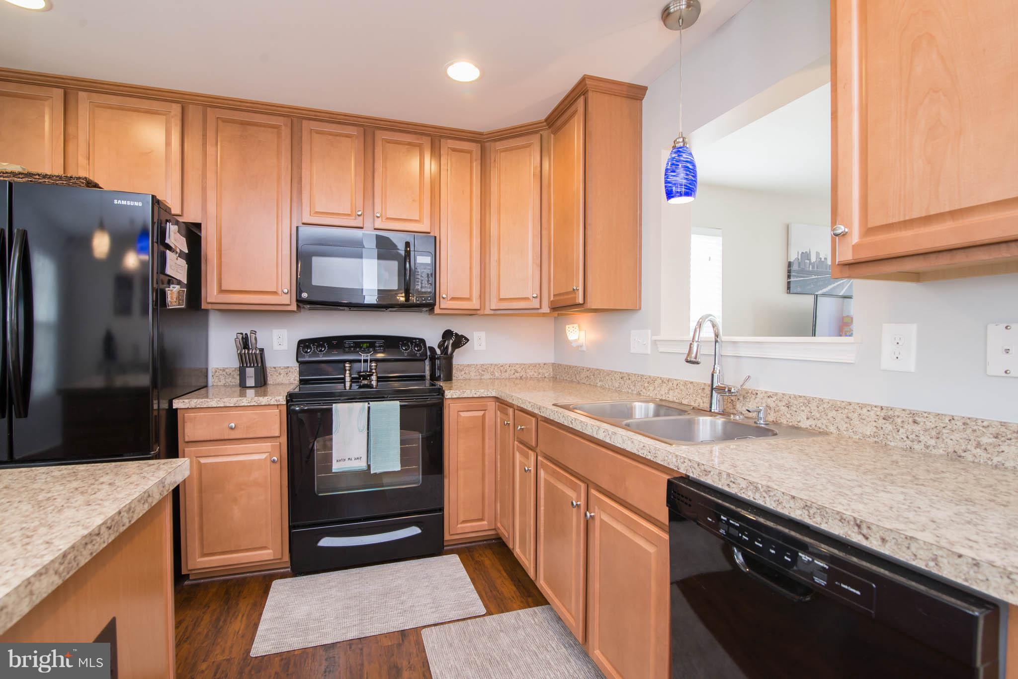 LAKELAND PLACE - Residential