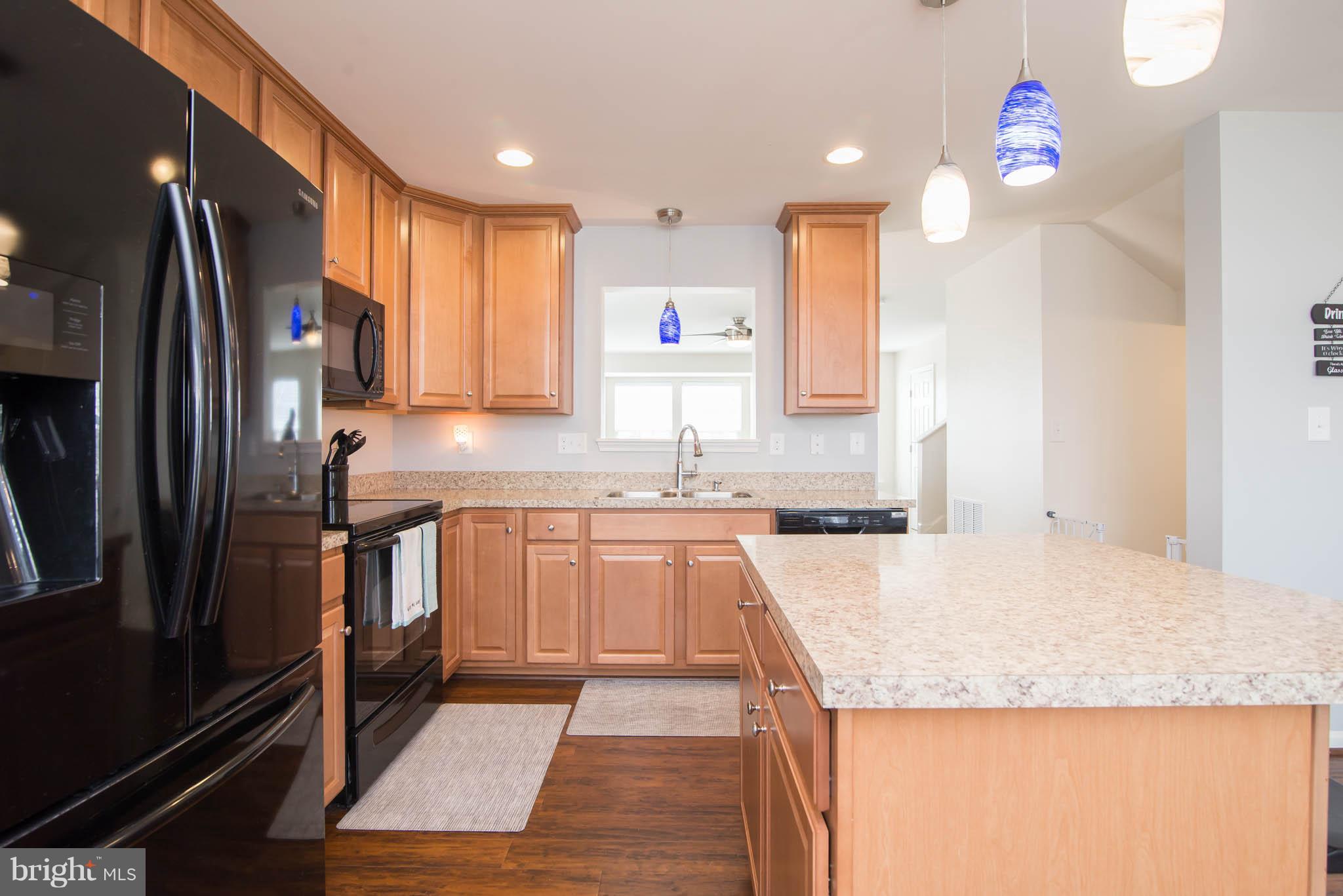 LAKELAND PLACE - Residential