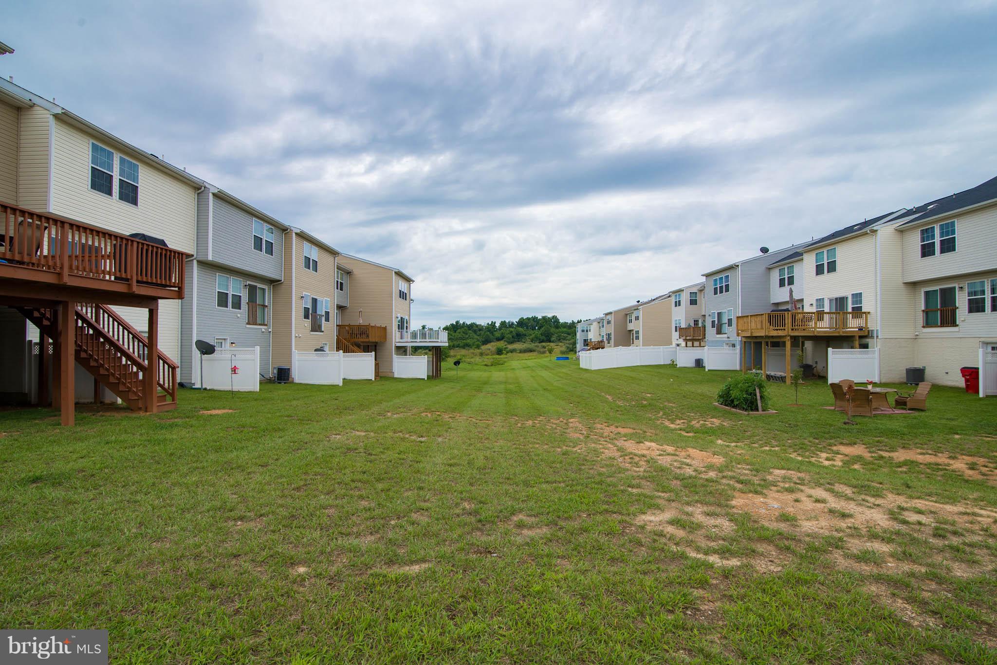 LAKELAND PLACE - Residential