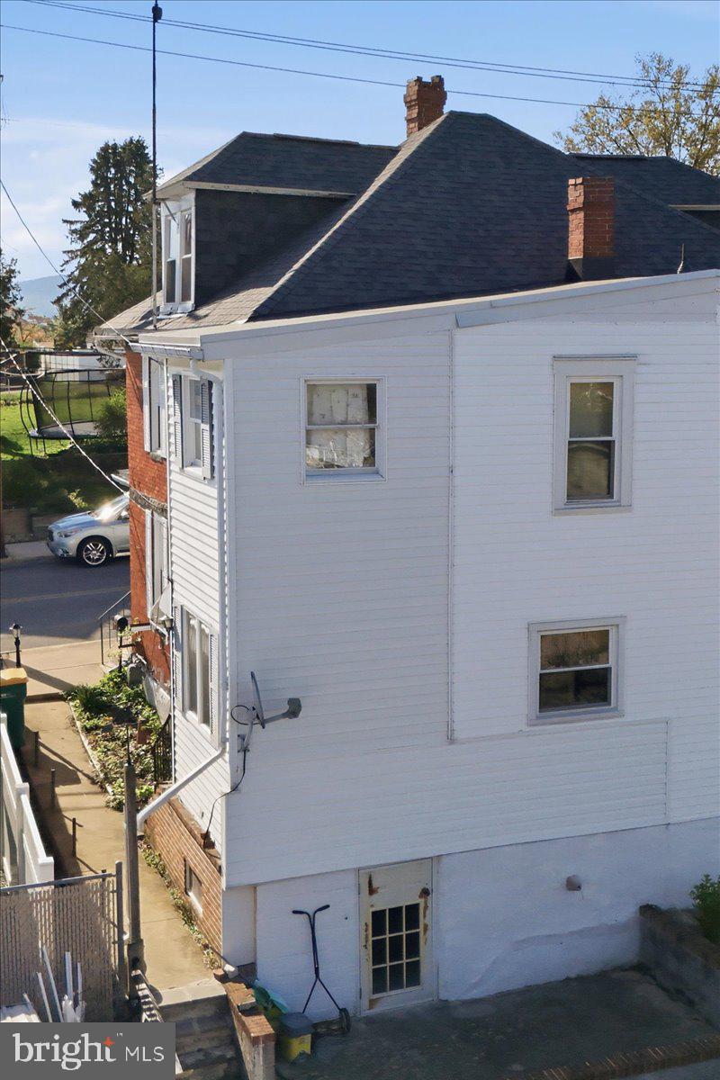 WAYNESBORO - Residential
