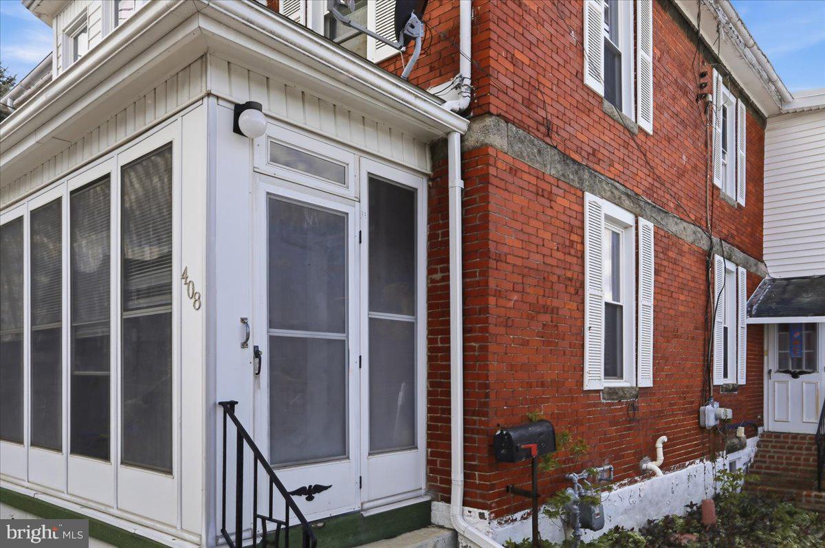 WAYNESBORO - Residential