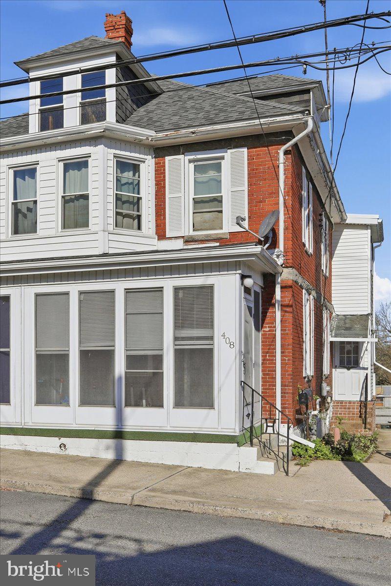 WAYNESBORO - Residential