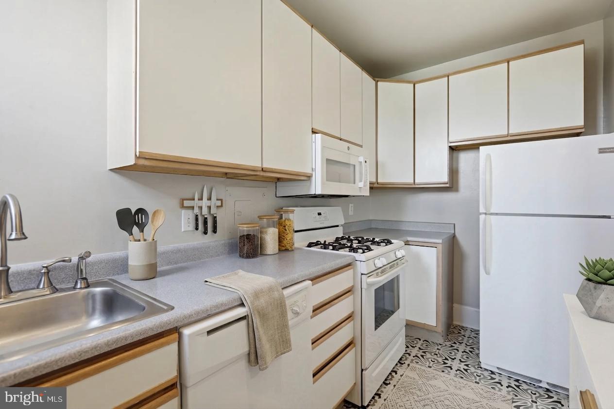 1514 17TH STREET NW 502