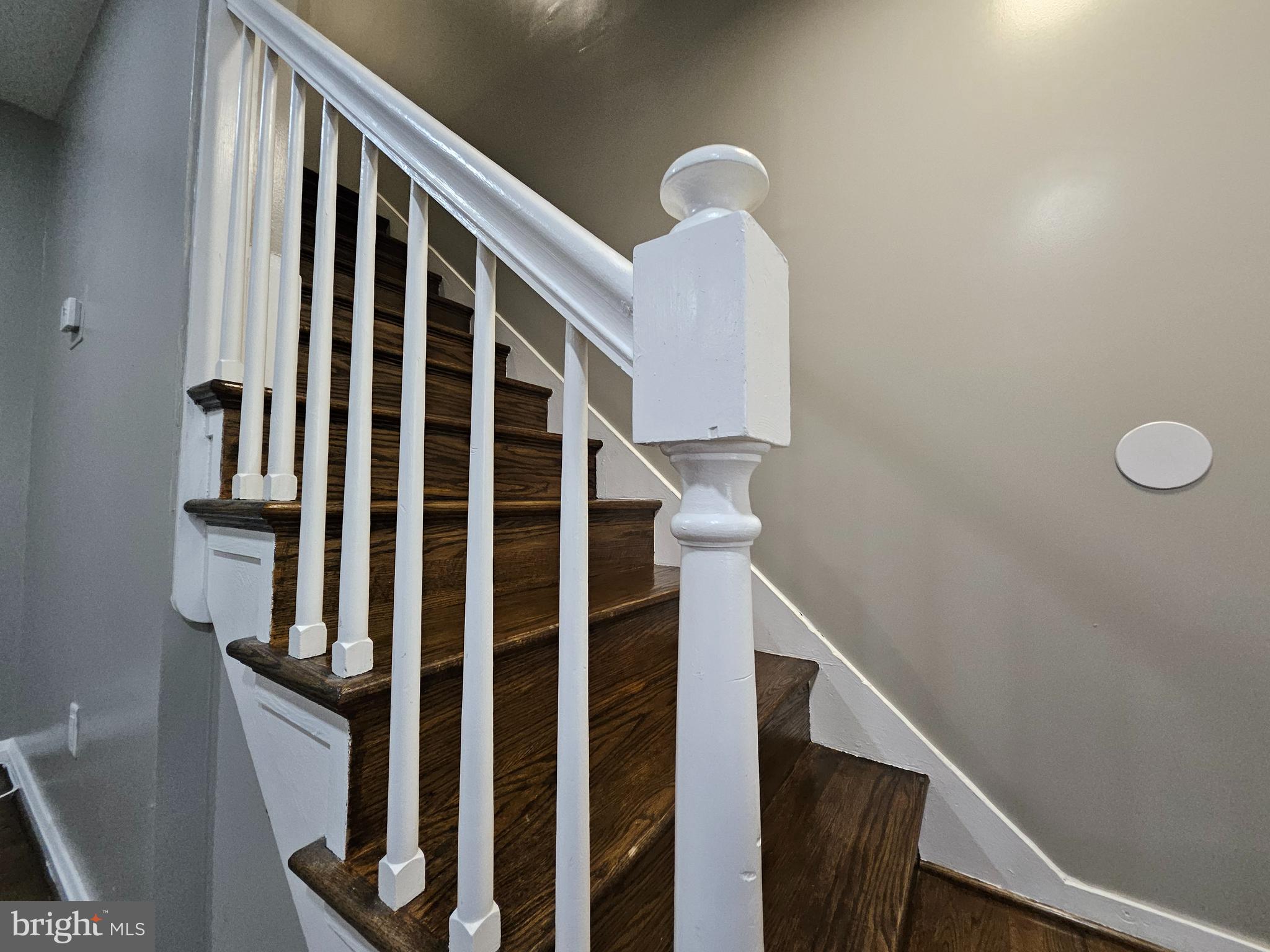 IDLEWOOD - Residential Lease