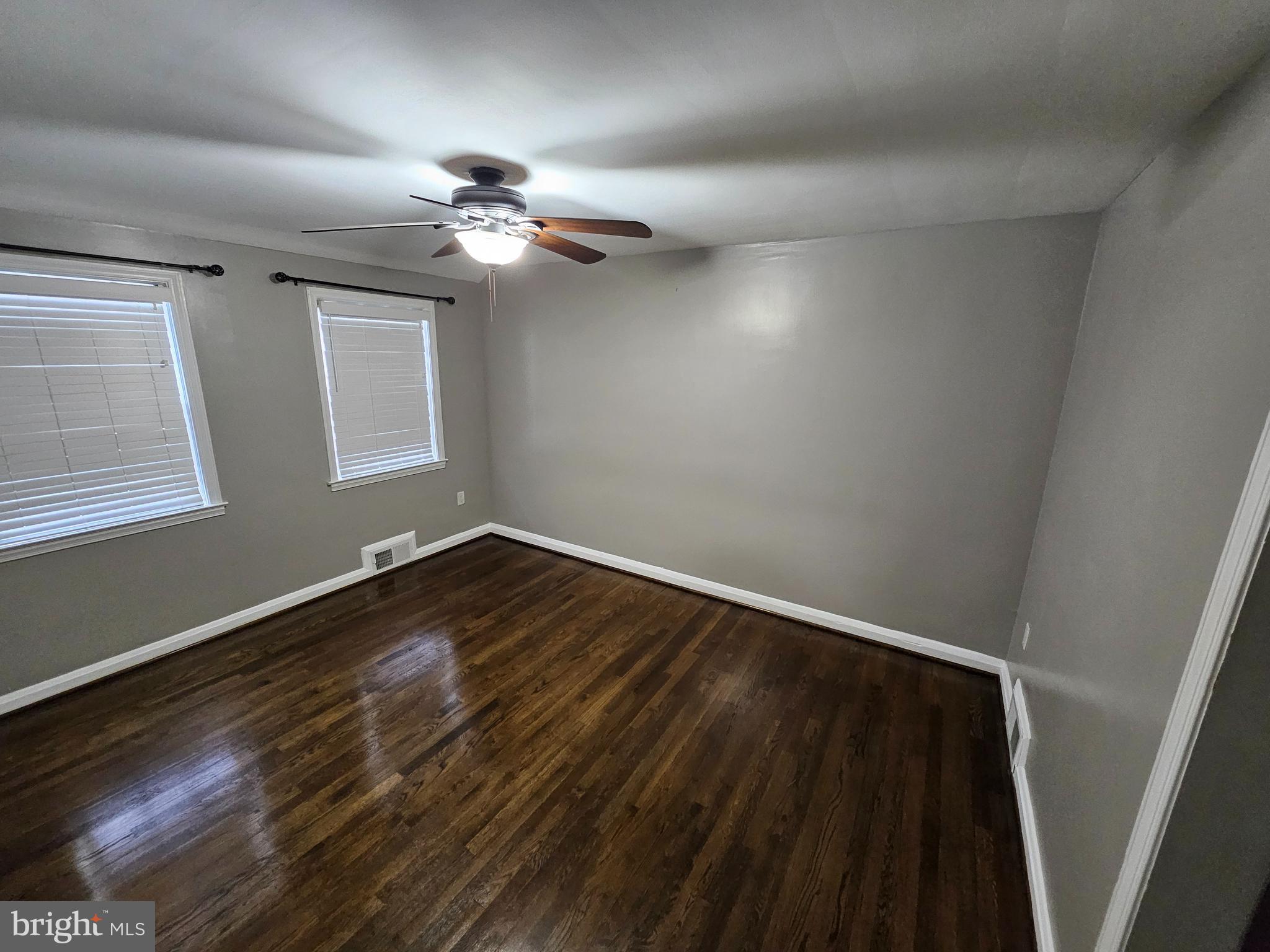 IDLEWOOD - Residential Lease