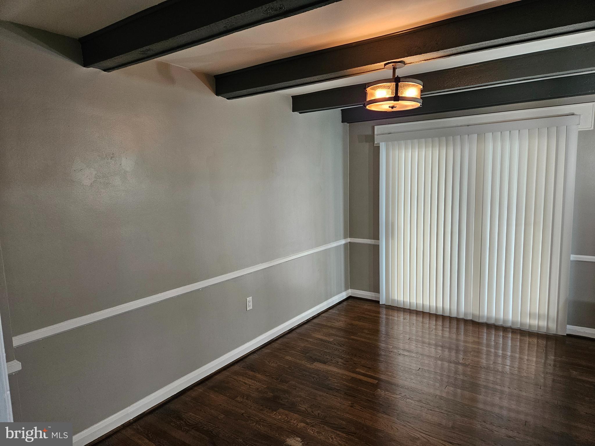 IDLEWOOD - Residential Lease