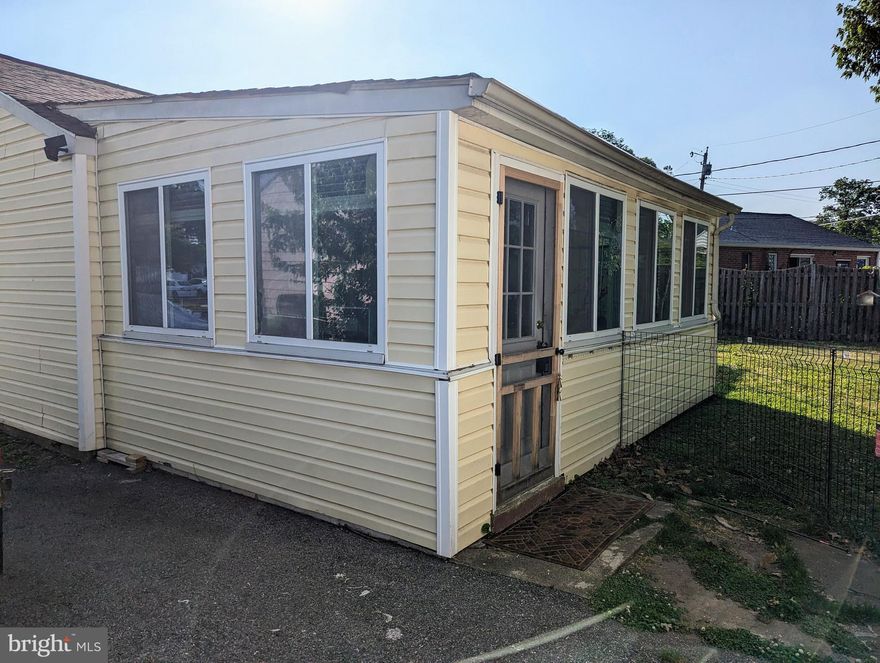 AFFORDABLE & EFFICIENT studio in the heart of Glen Burnie. This small private space is perfect for one. Fresh paint, private bath, washer/dryer and kitchenette. Separate entry at the rear of the home. Rent includes electricity and water. NO PETS, NO SMOKING, NO EXCEPTIONS. Full size bed can be provided. On street parking.