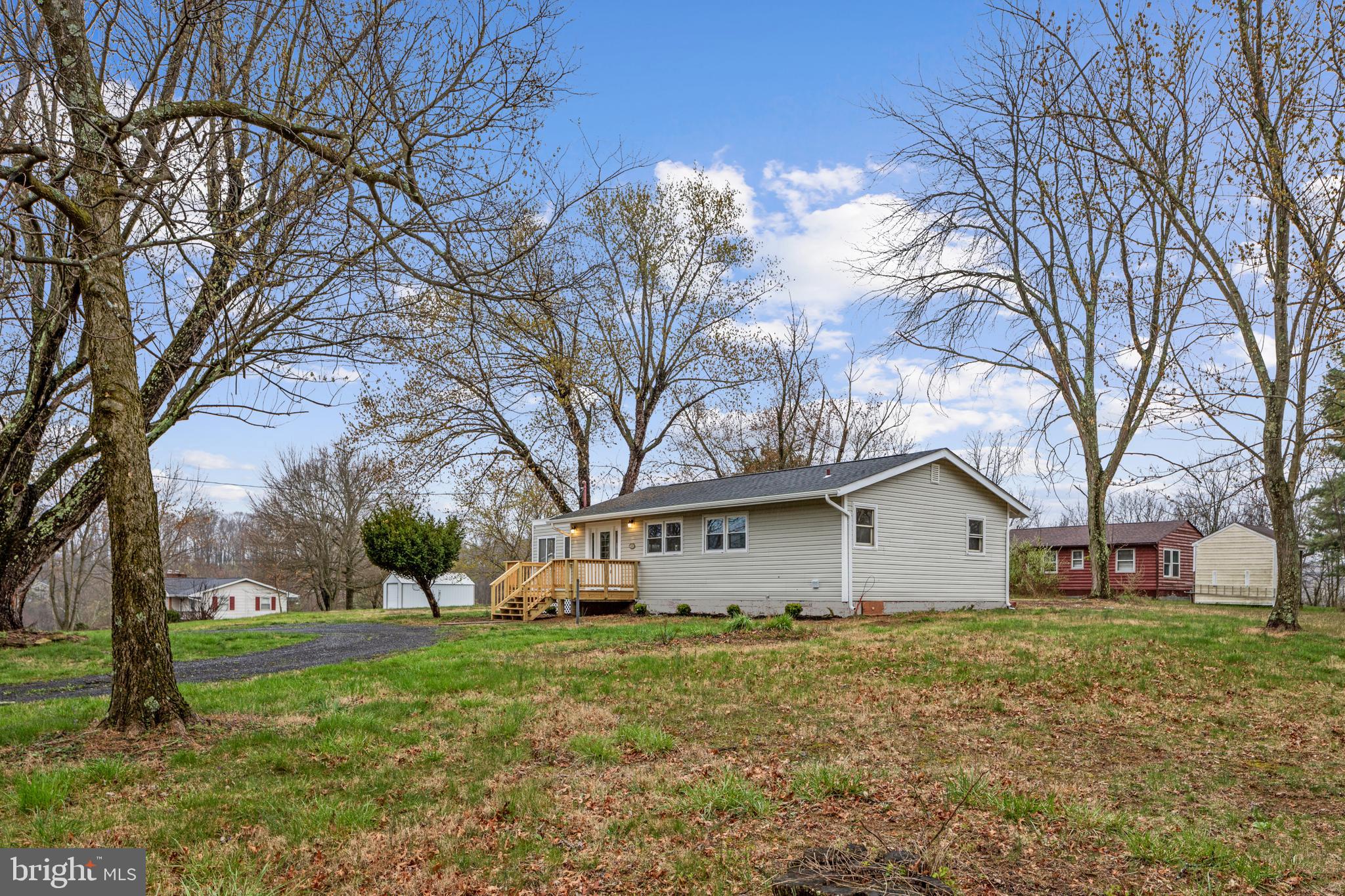 SHAWNEELAND - Residential