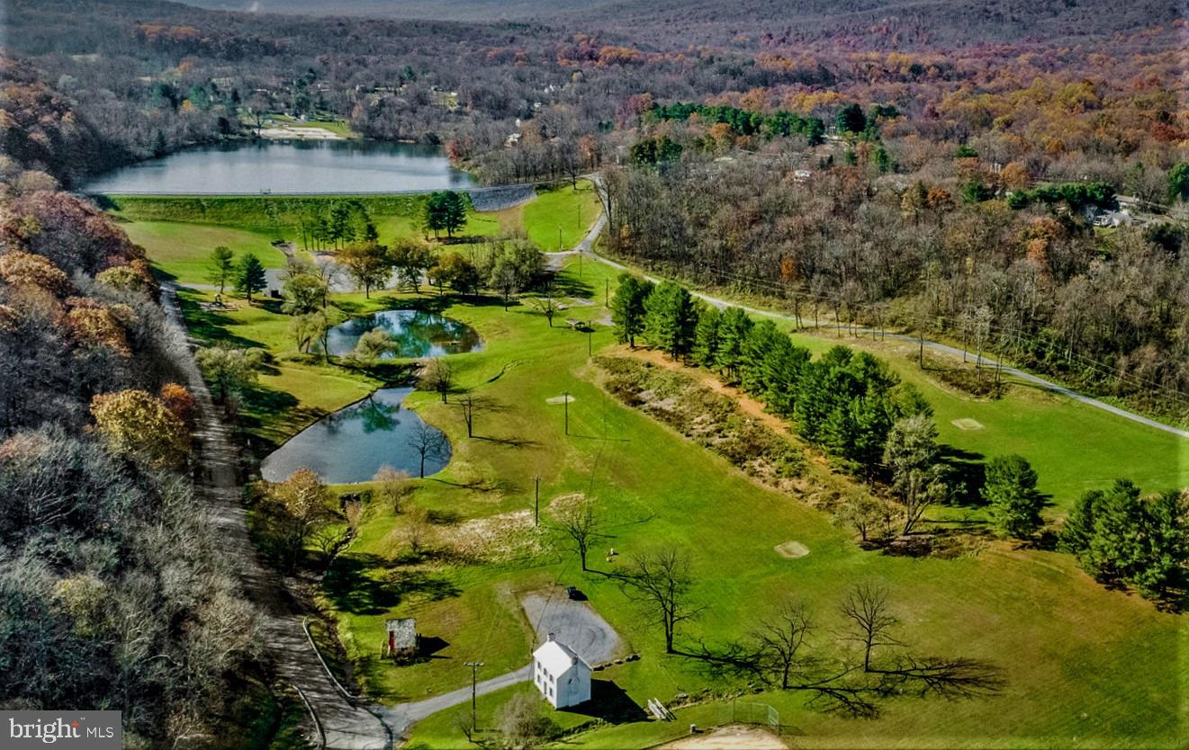 SHAWNEELAND - Residential