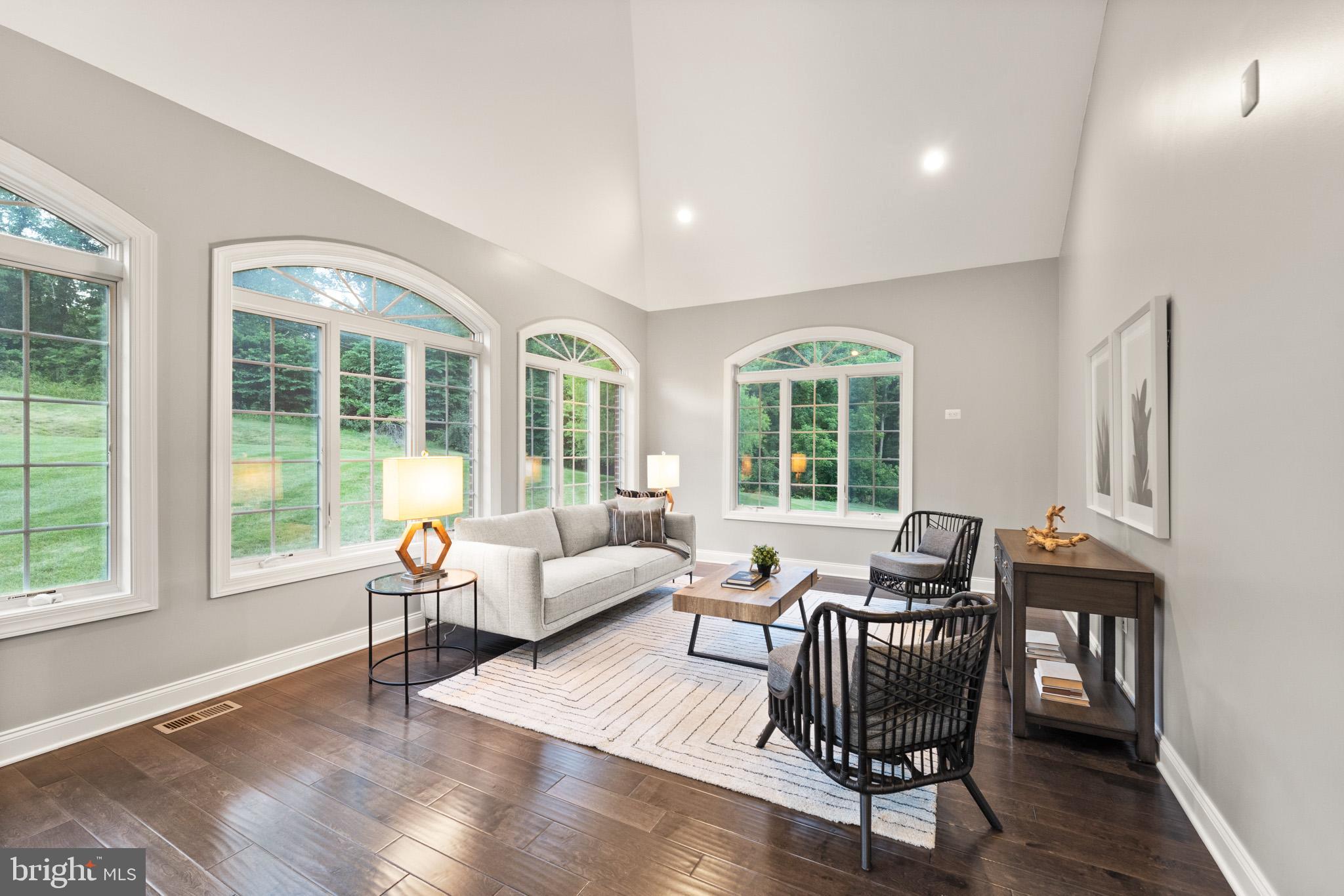 COLTS RUN - Residential