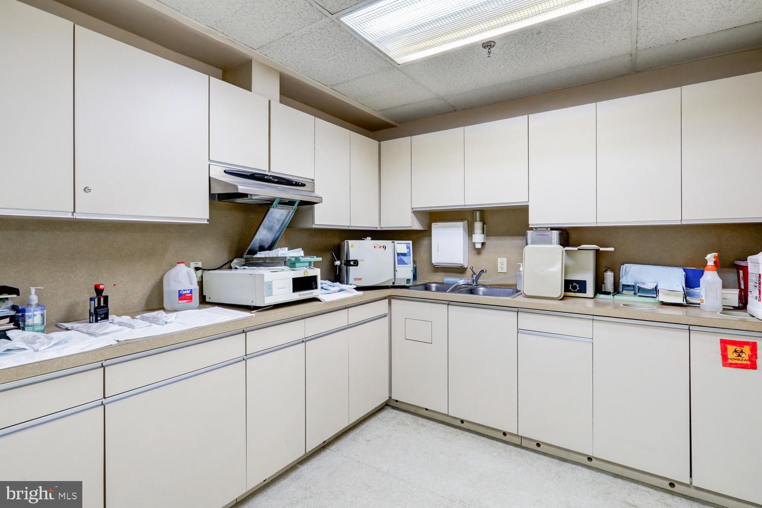 NORTH SHIPPEN PLACE - Commercial Sale