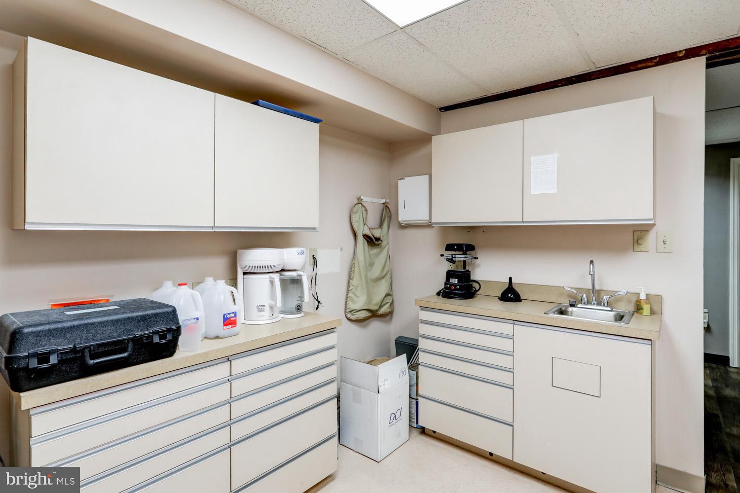 NORTH SHIPPEN PLACE - Commercial Sale