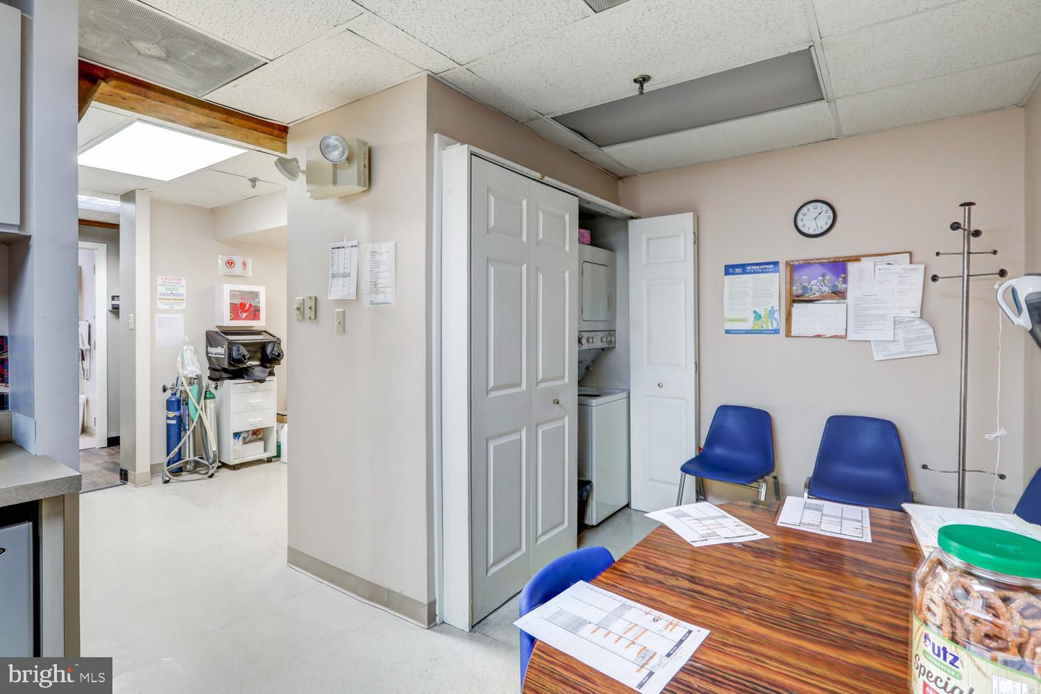 NORTH SHIPPEN PLACE - Commercial Sale