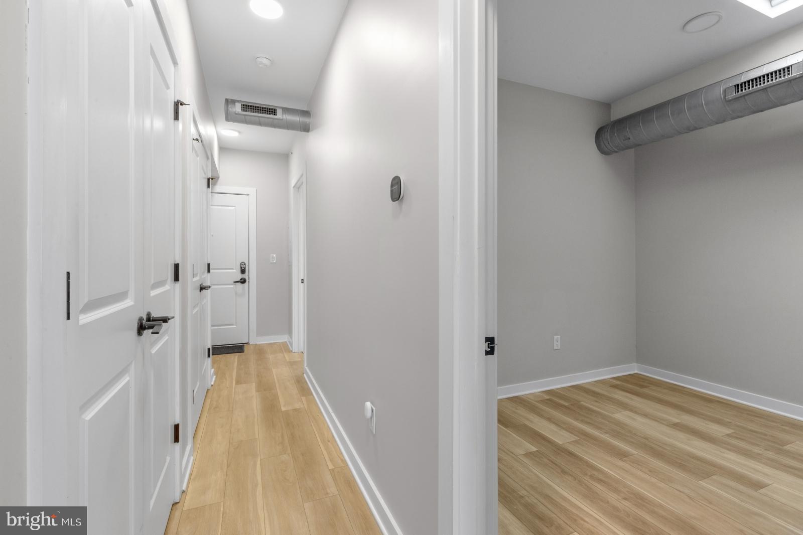 OLDE KENSINGTON - Residential Lease