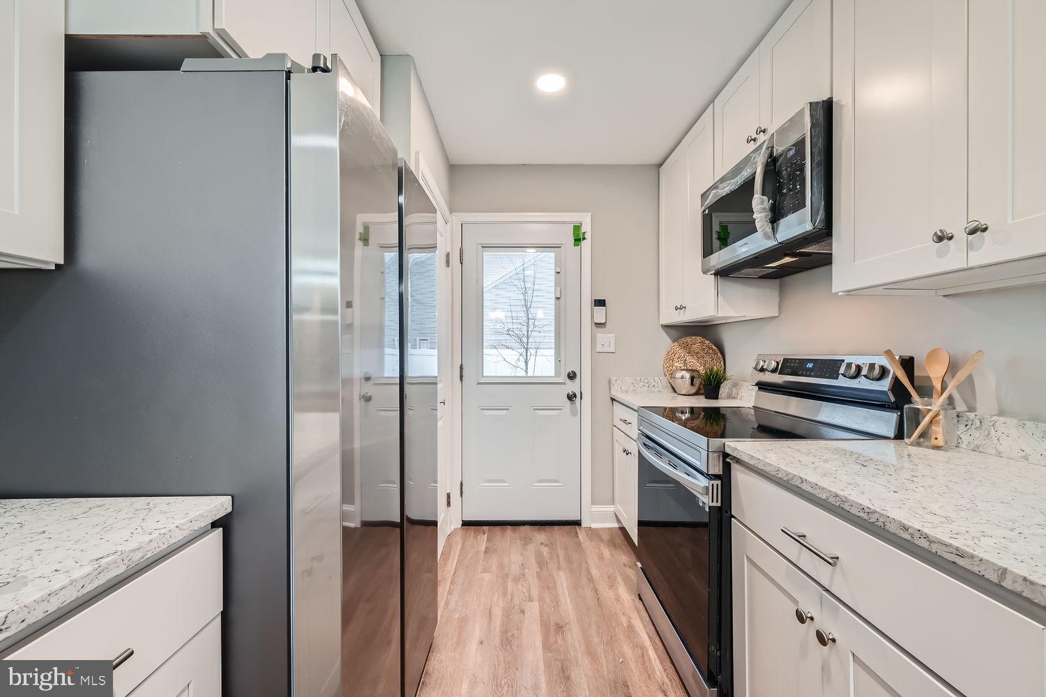 SPRINGBROOK - Residential