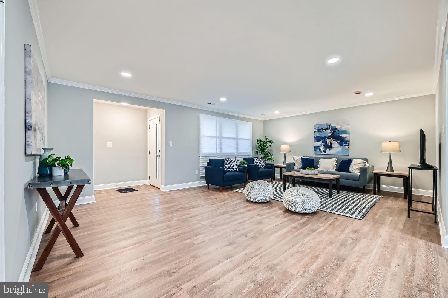 SPRINGBROOK - Residential