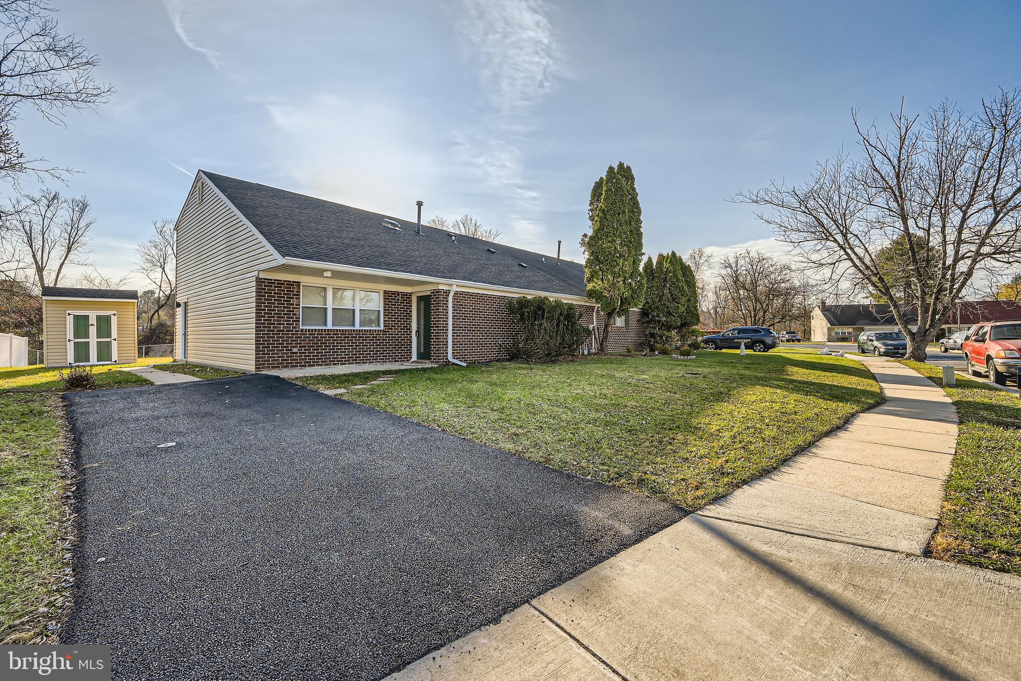 SPRINGBROOK - Residential