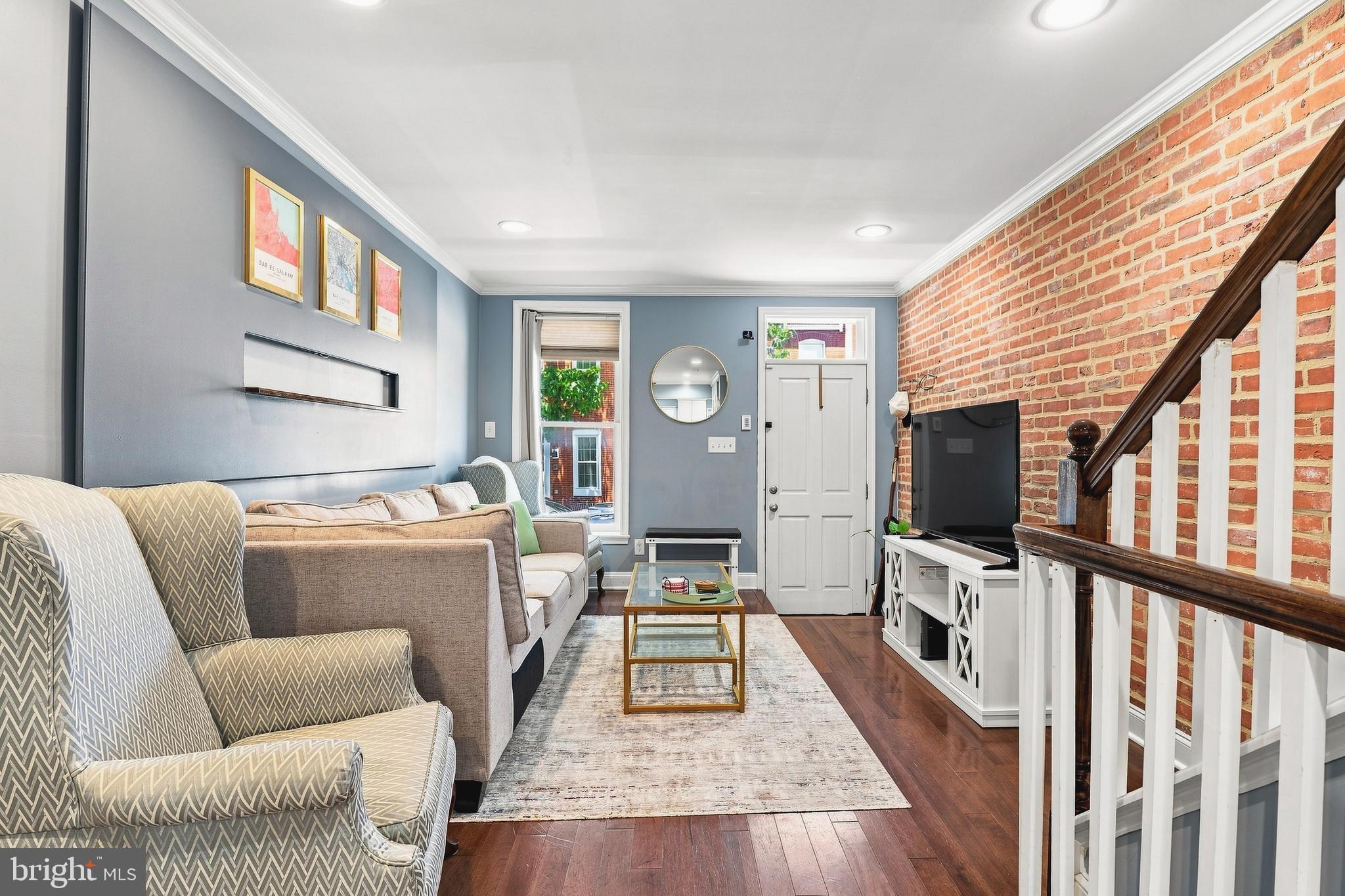 23 W BARNEY STREET