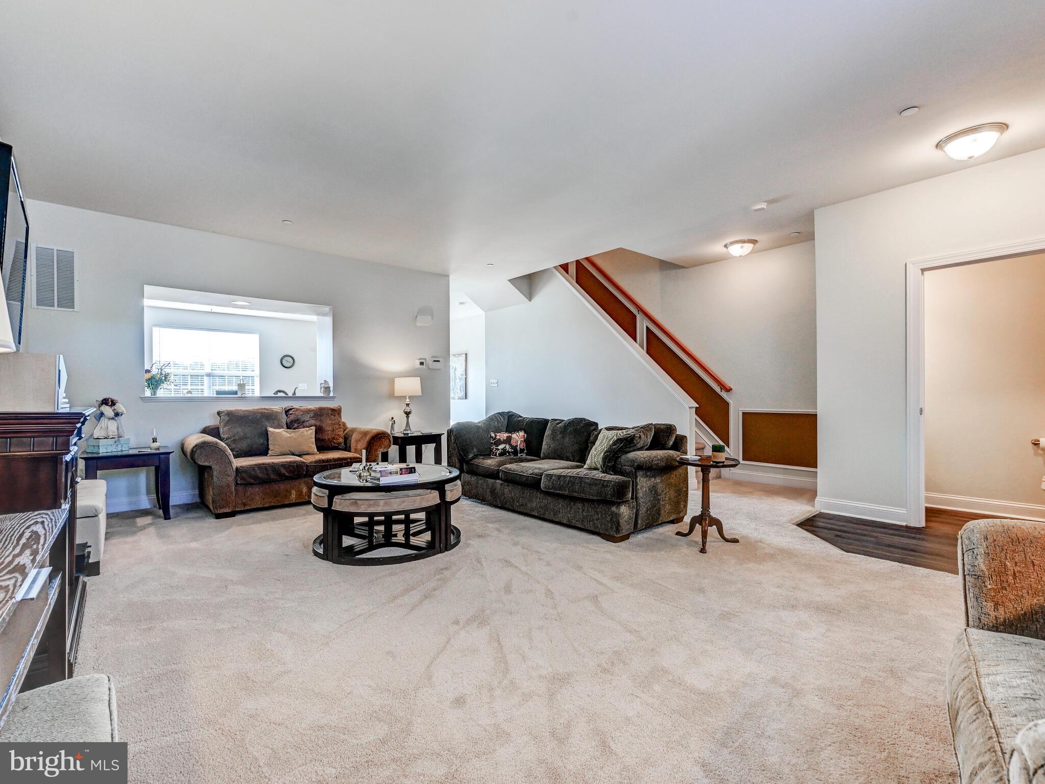 653 SUNGLOW DRIVE