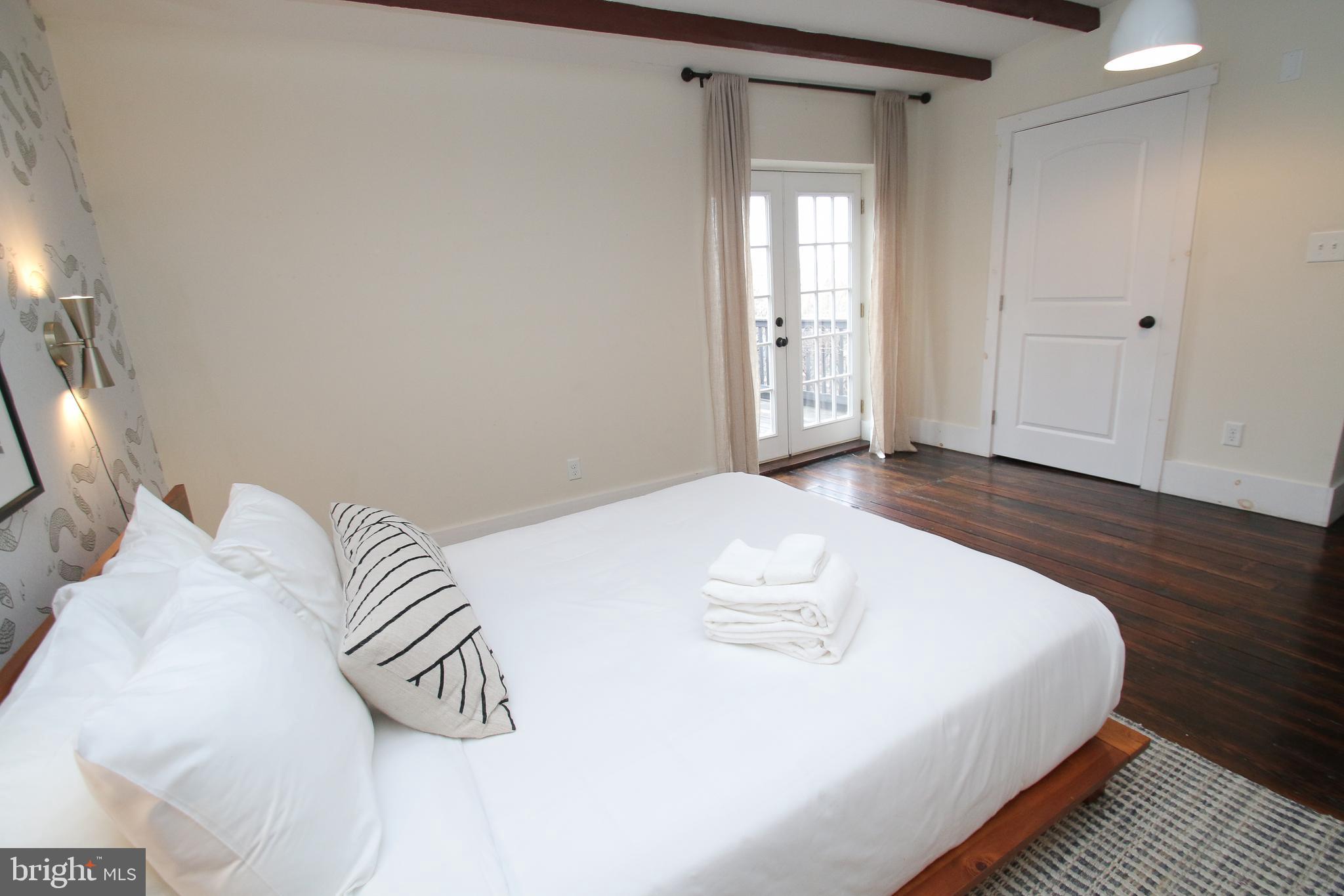 OLD CITY - Residential Lease