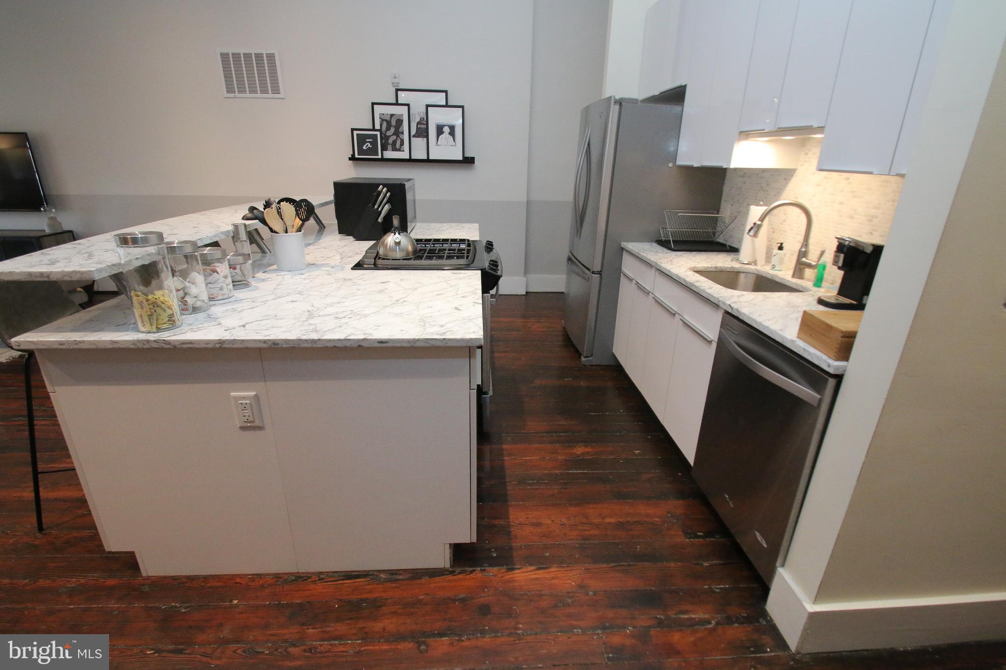 OLD CITY - Residential Lease