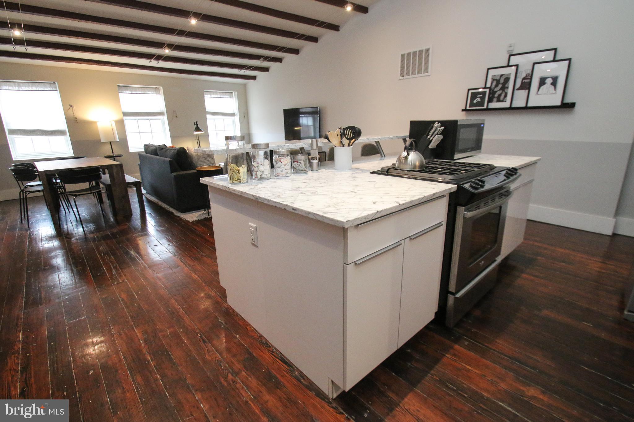 OLD CITY - Residential Lease