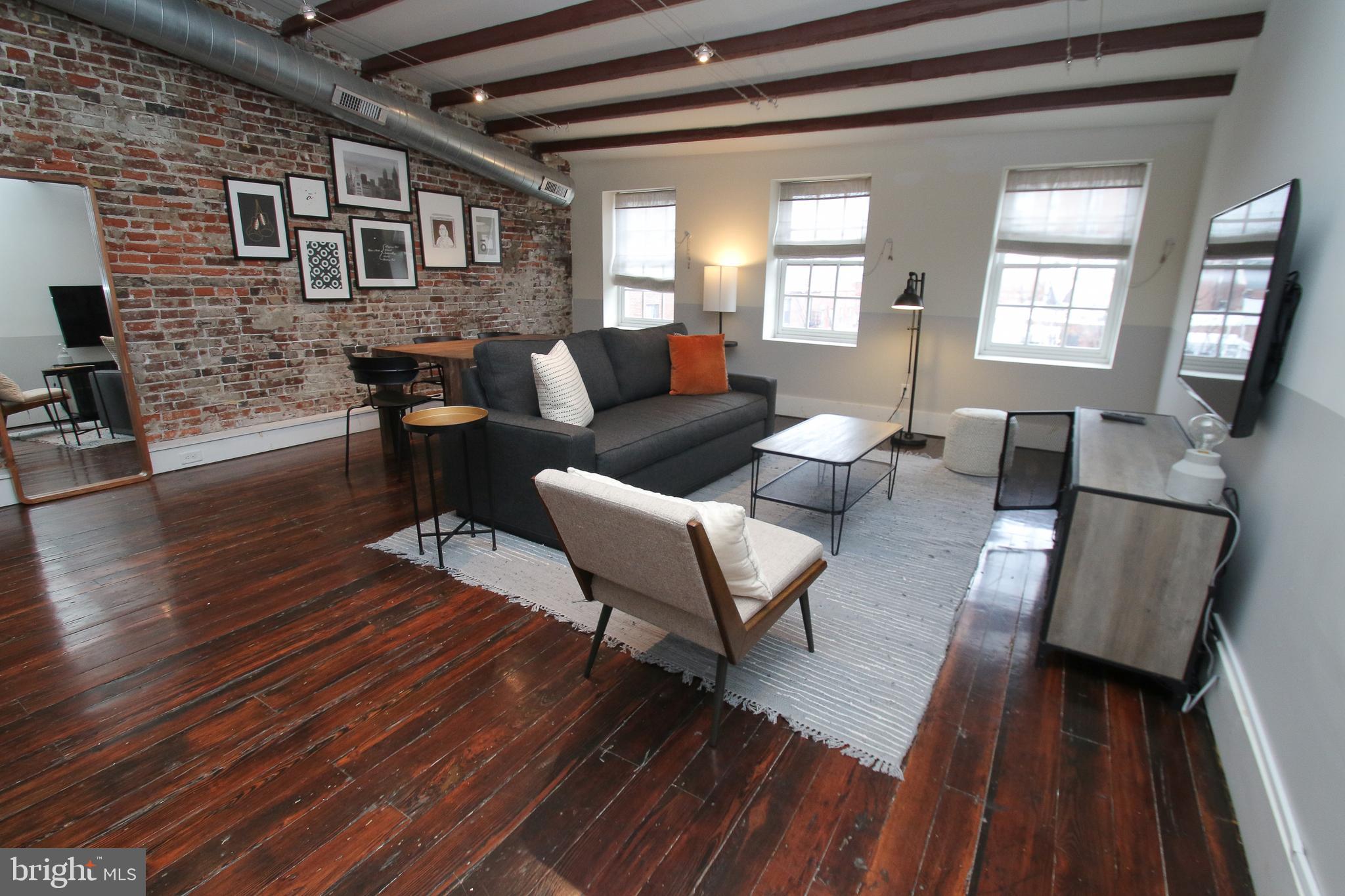 OLD CITY - Residential Lease