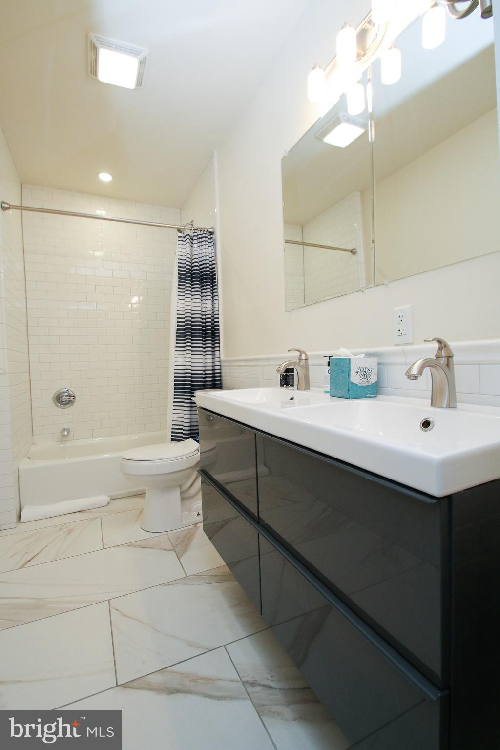 OLD CITY - Residential Lease