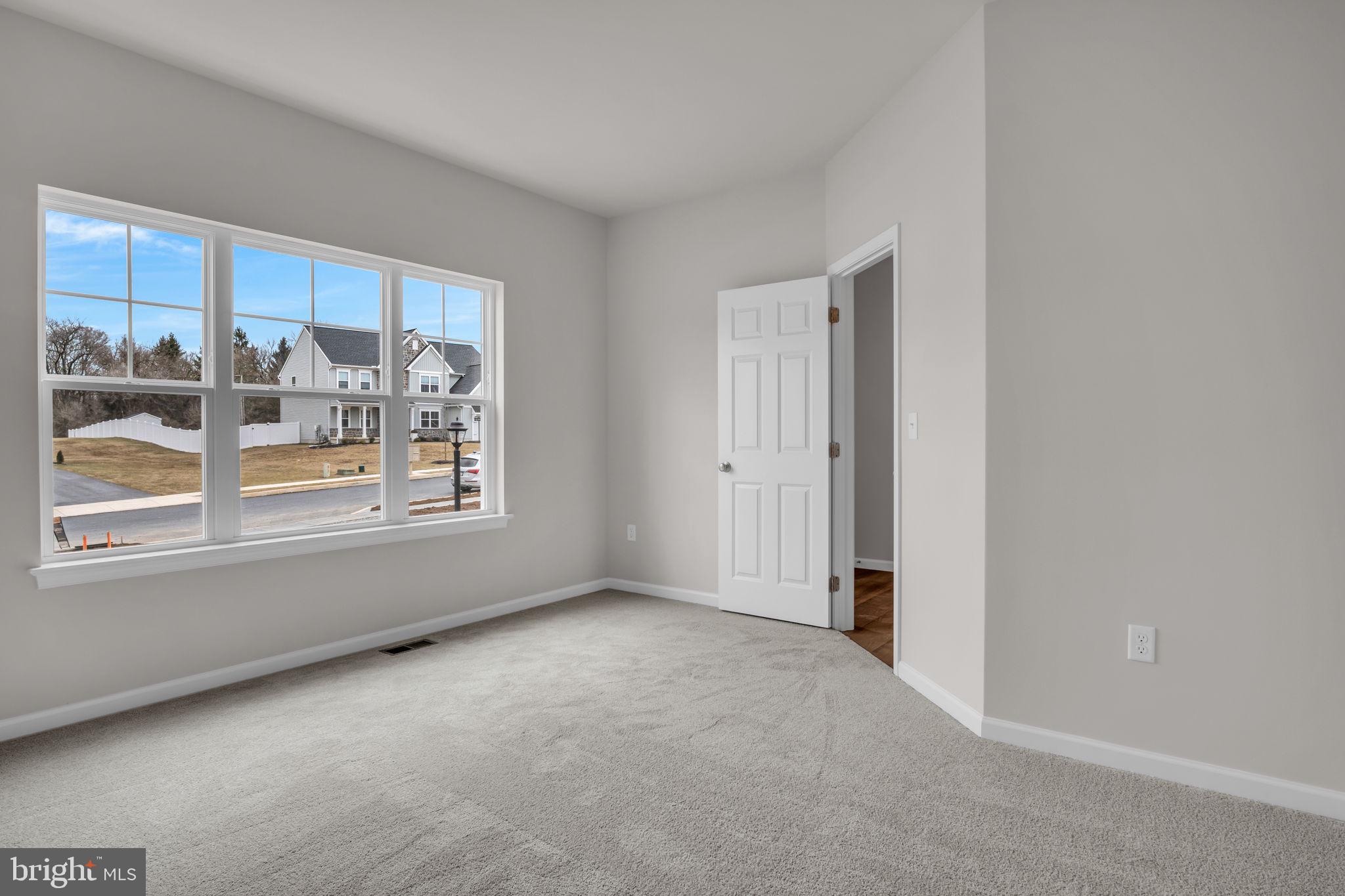 JEFFERSON COURT - Residential