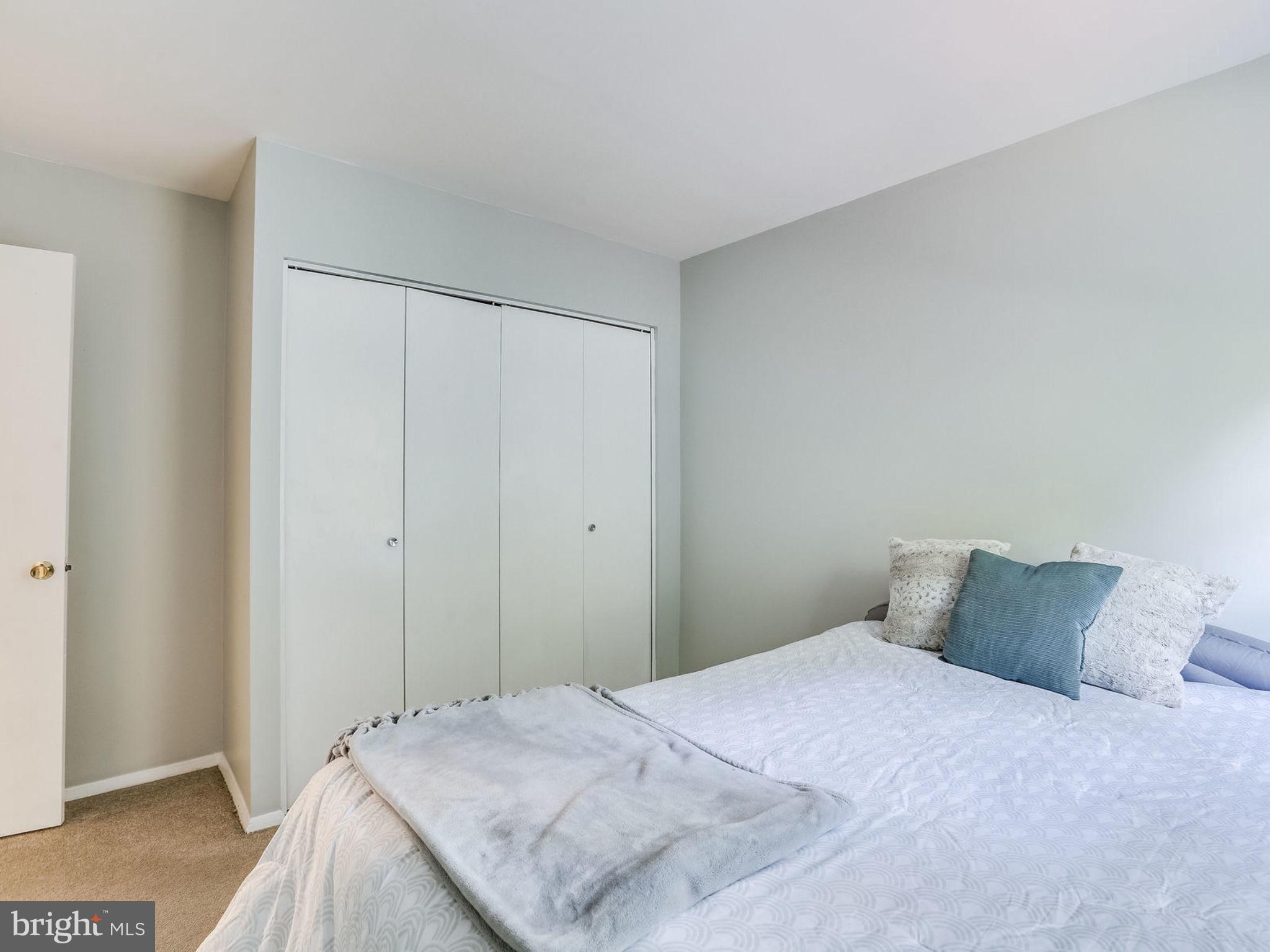 ROCK CREEK PALISADES - Residential Lease