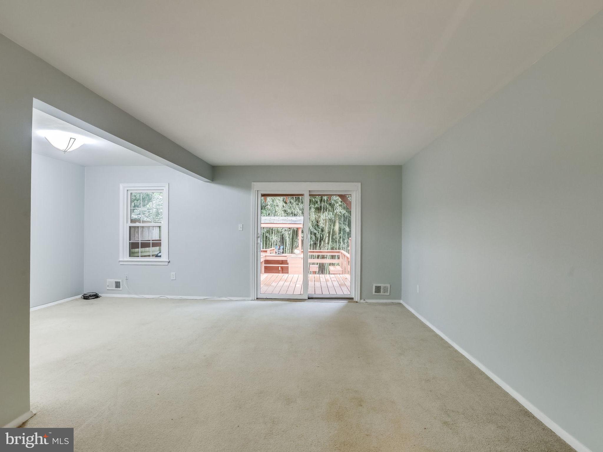 ROCK CREEK PALISADES - Residential Lease