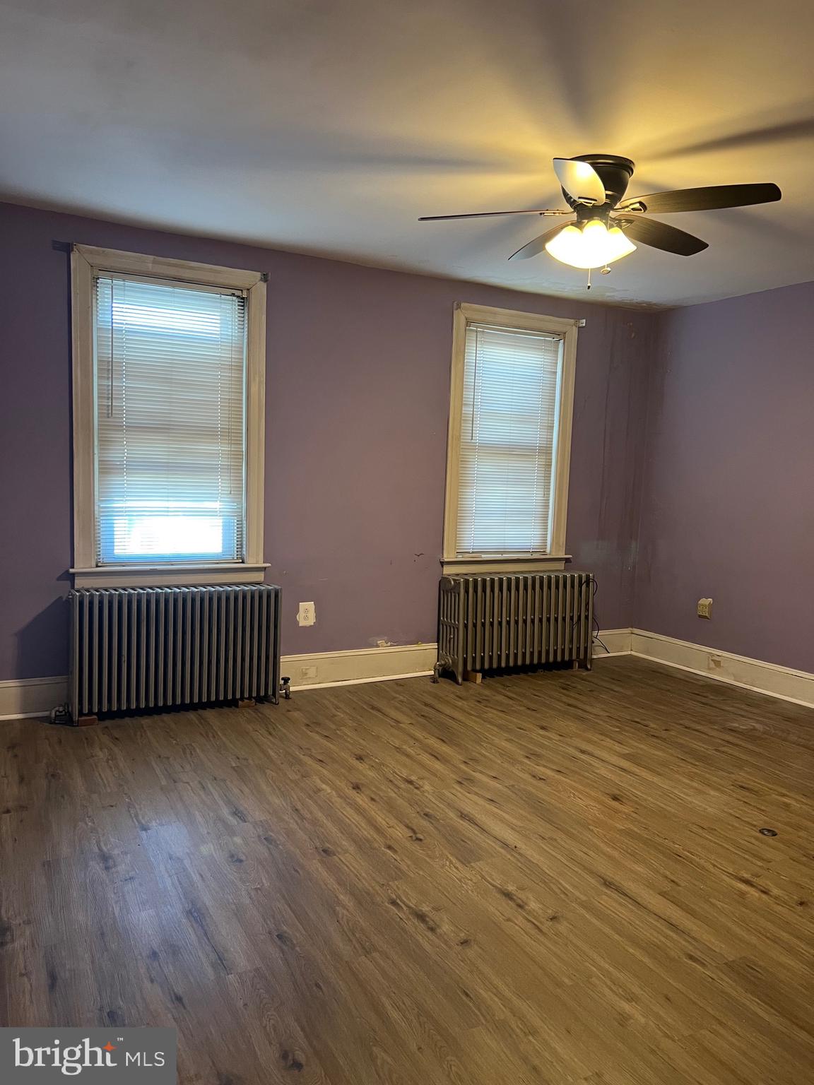 PORT RICHMOND - Residential