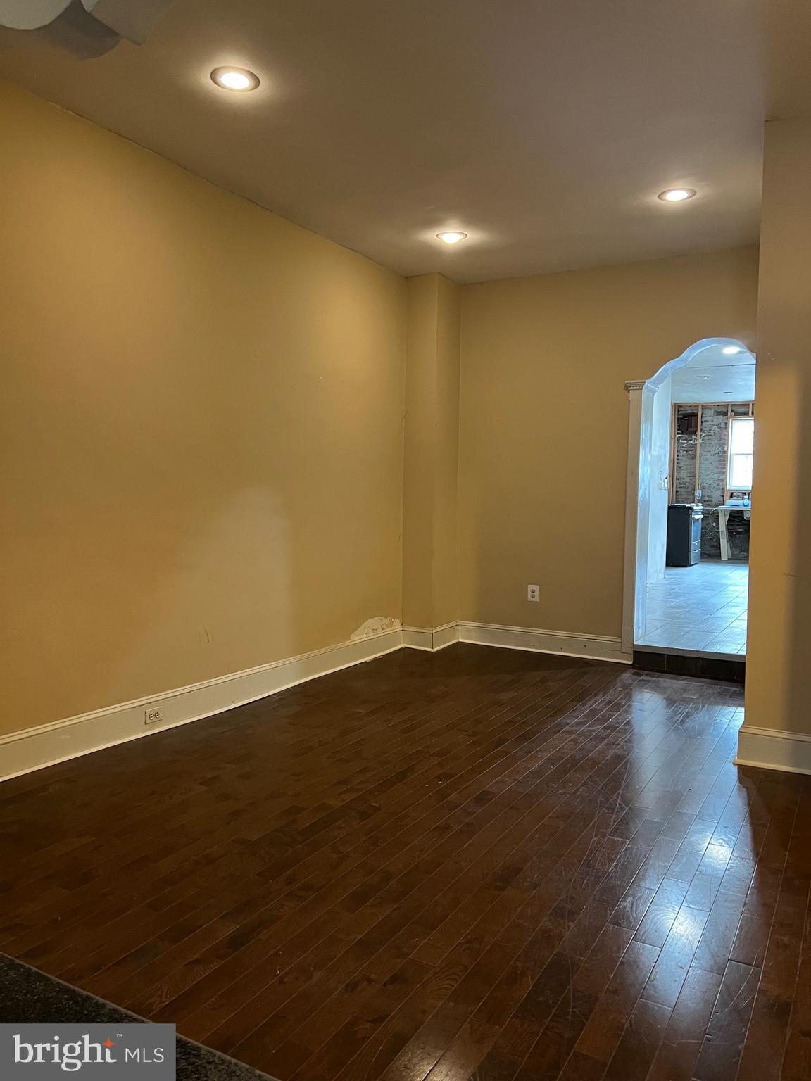 PORT RICHMOND - Residential