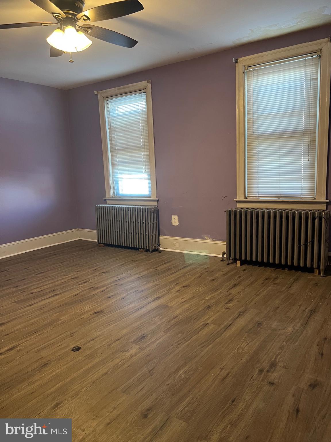 PORT RICHMOND - Residential