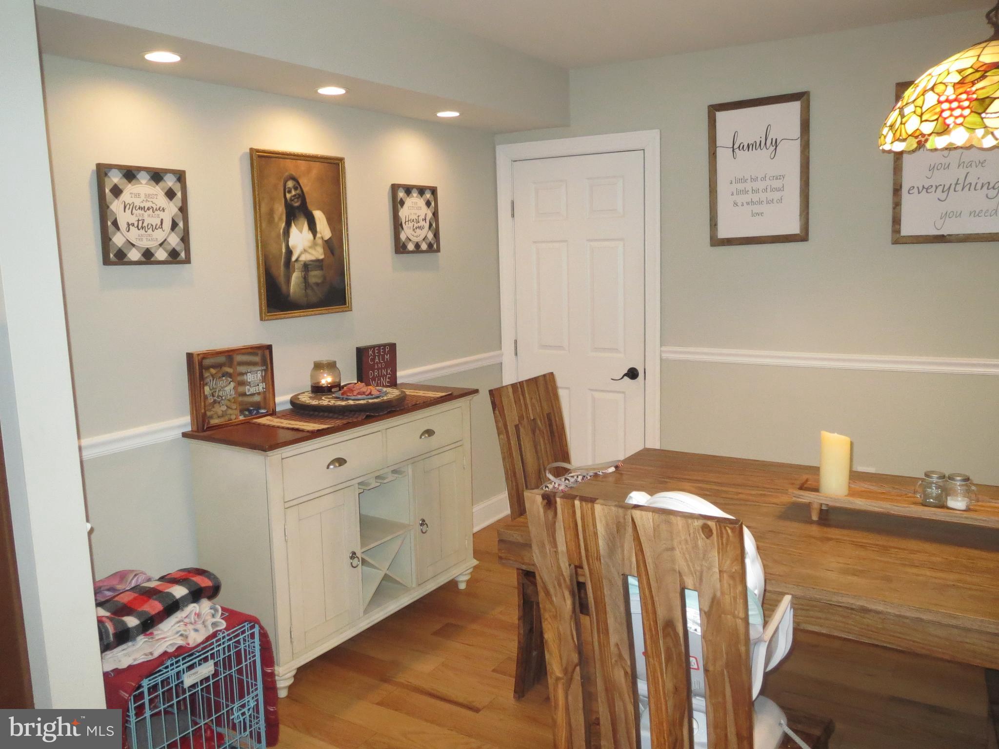 FOX CHASE - Residential