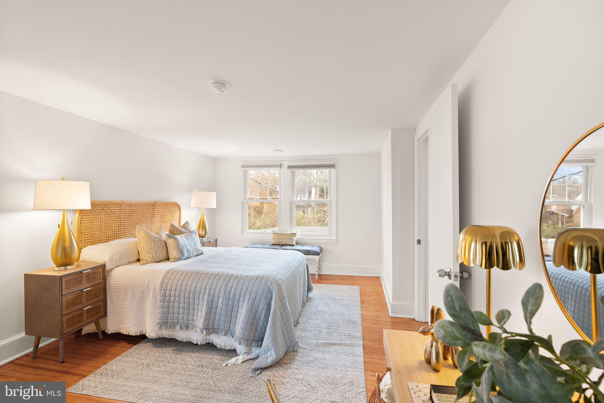 AURORA HILLS - Residential