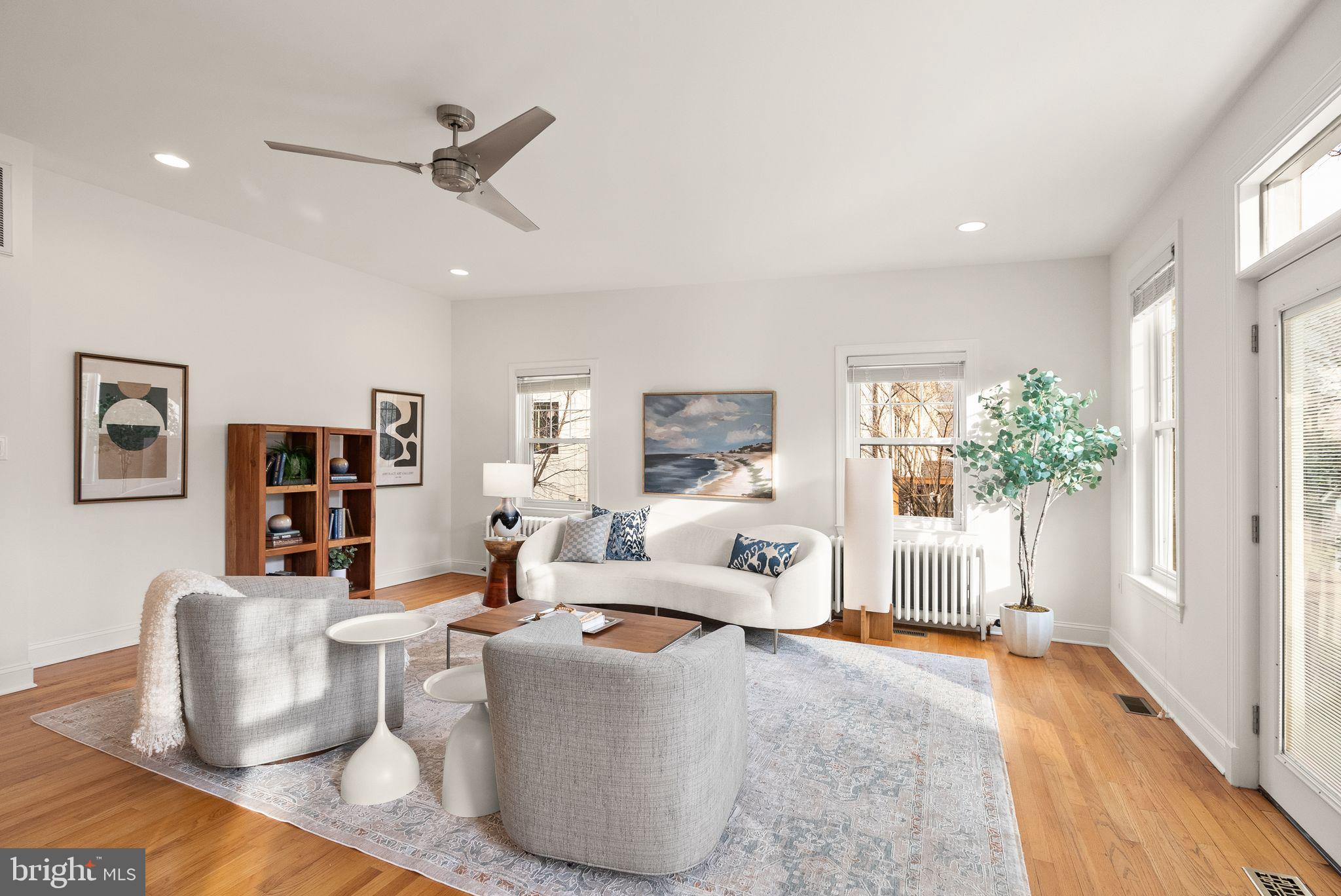 AURORA HILLS - Residential