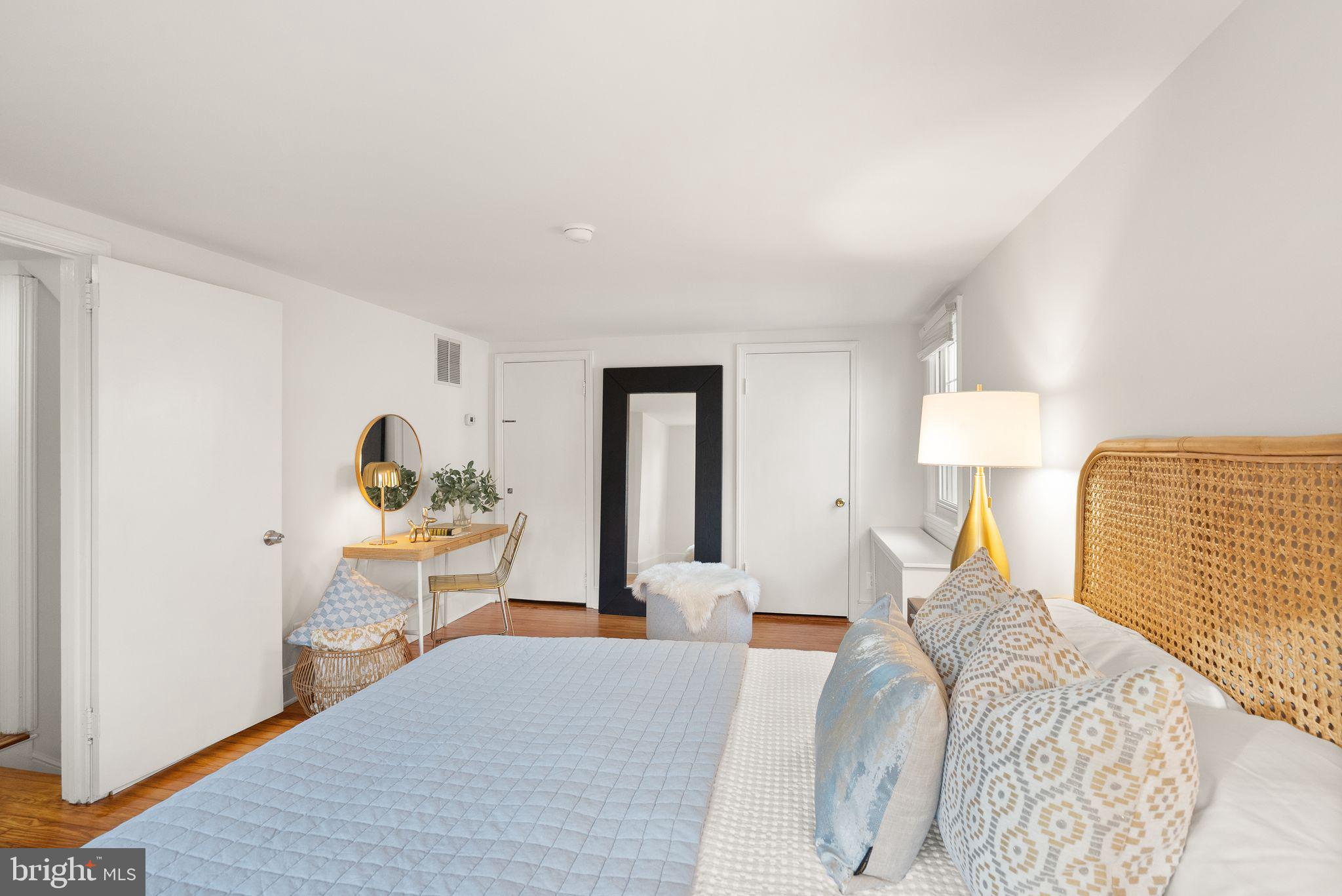 AURORA HILLS - Residential