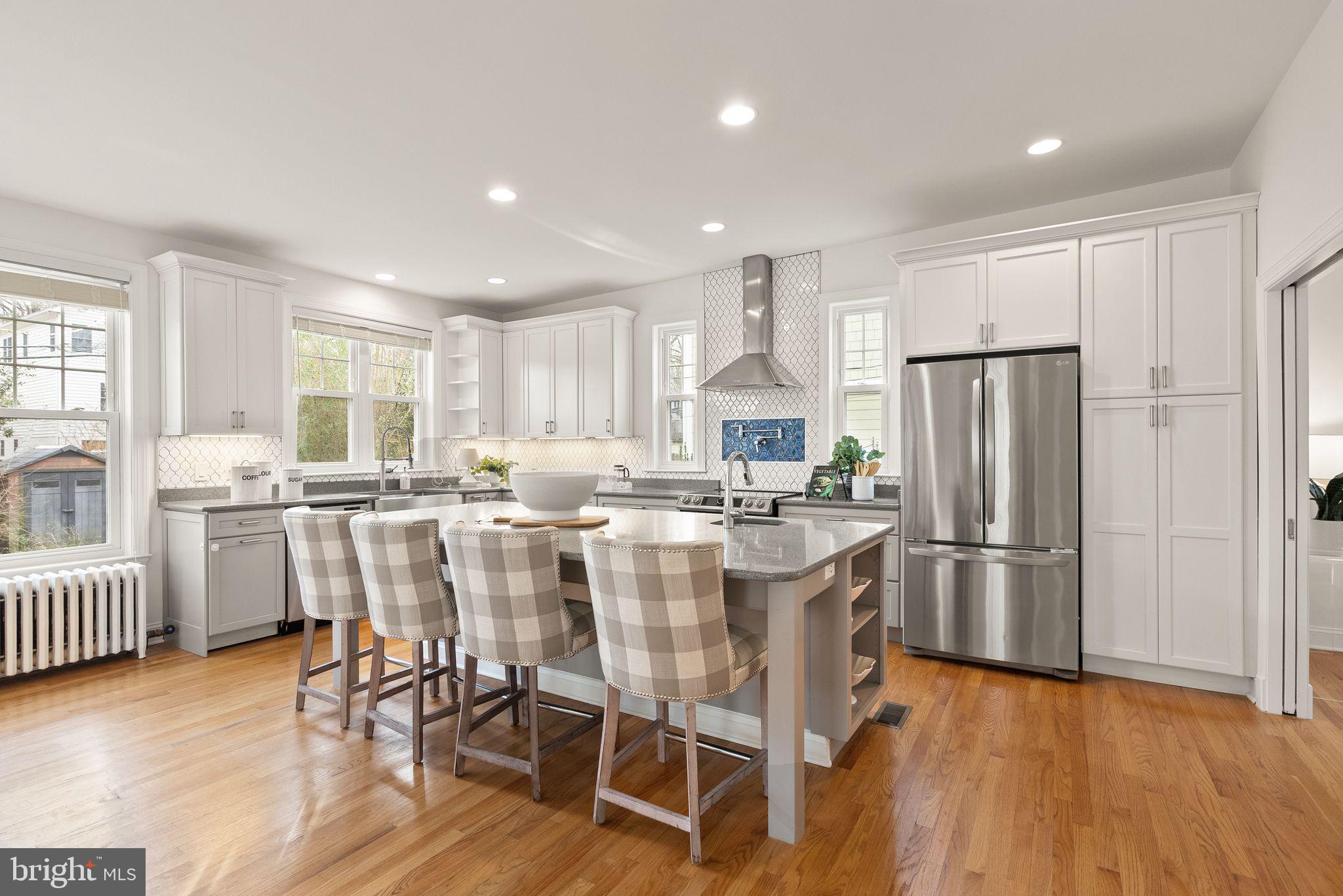 AURORA HILLS - Residential