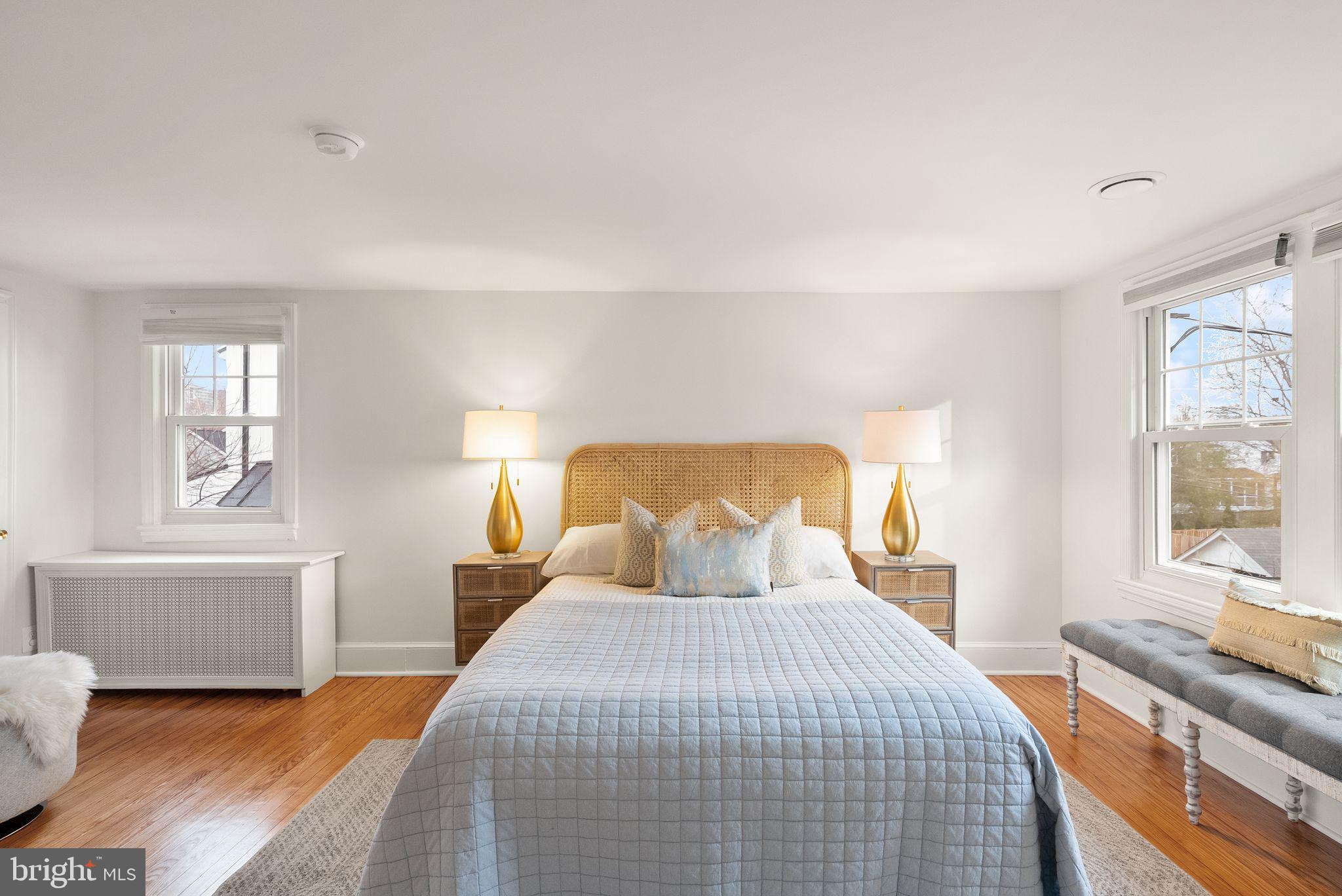 AURORA HILLS - Residential