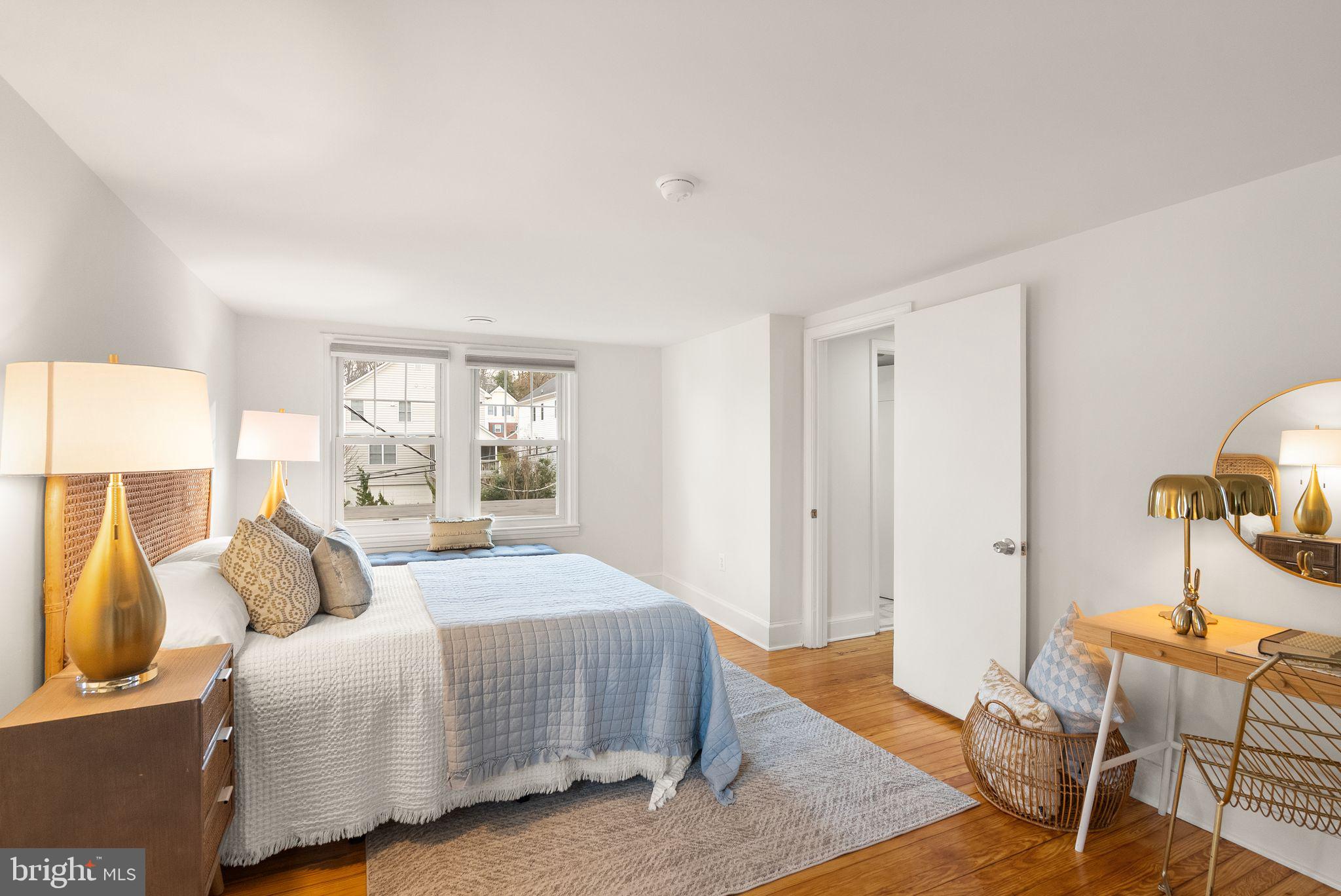 AURORA HILLS - Residential